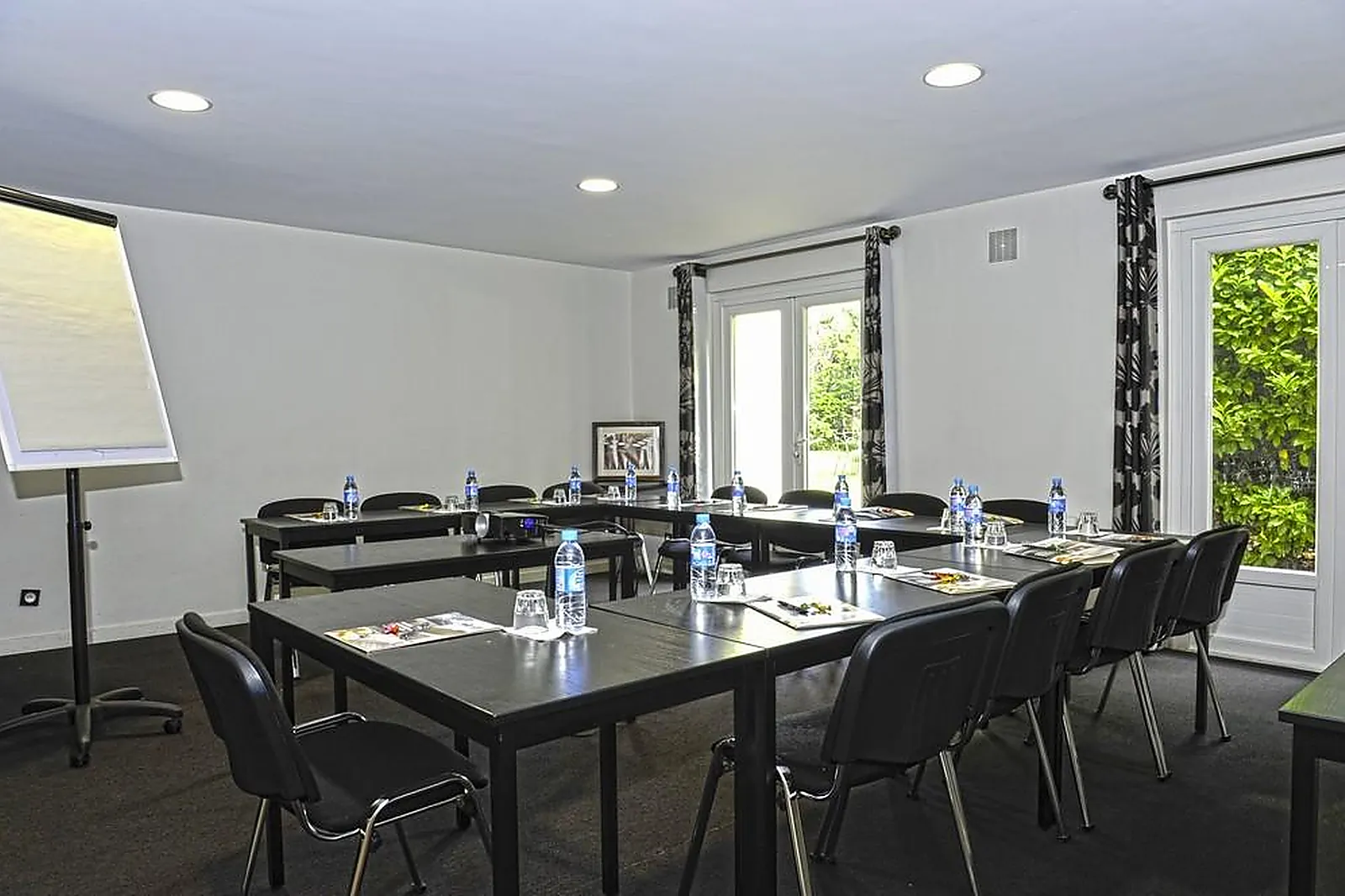 Lieux événementiels, BRIT HOTEL AVIGNON SUD, LE CALENDAL