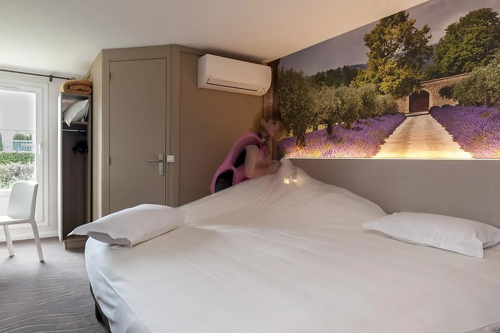 Lieux événementiels, BRIT HOTEL AVIGNON SUD, LE CALENDAL