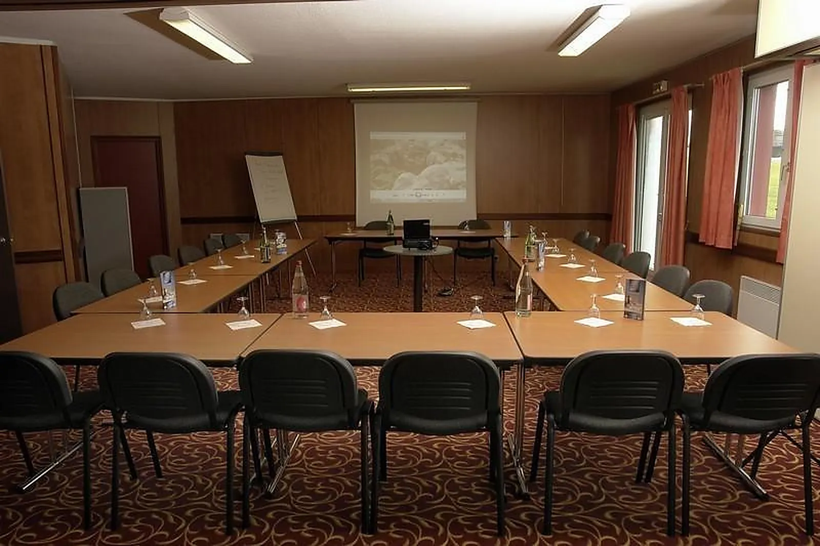 Lieux événementiels, BRIT HOTEL BREST, LE RELECQ KERHUON