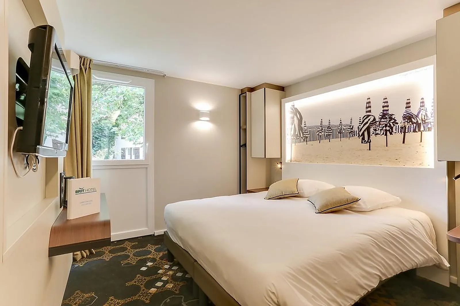 Lieux événementiels, BRIT HOTEL CAEN NORD MÉMORIAL