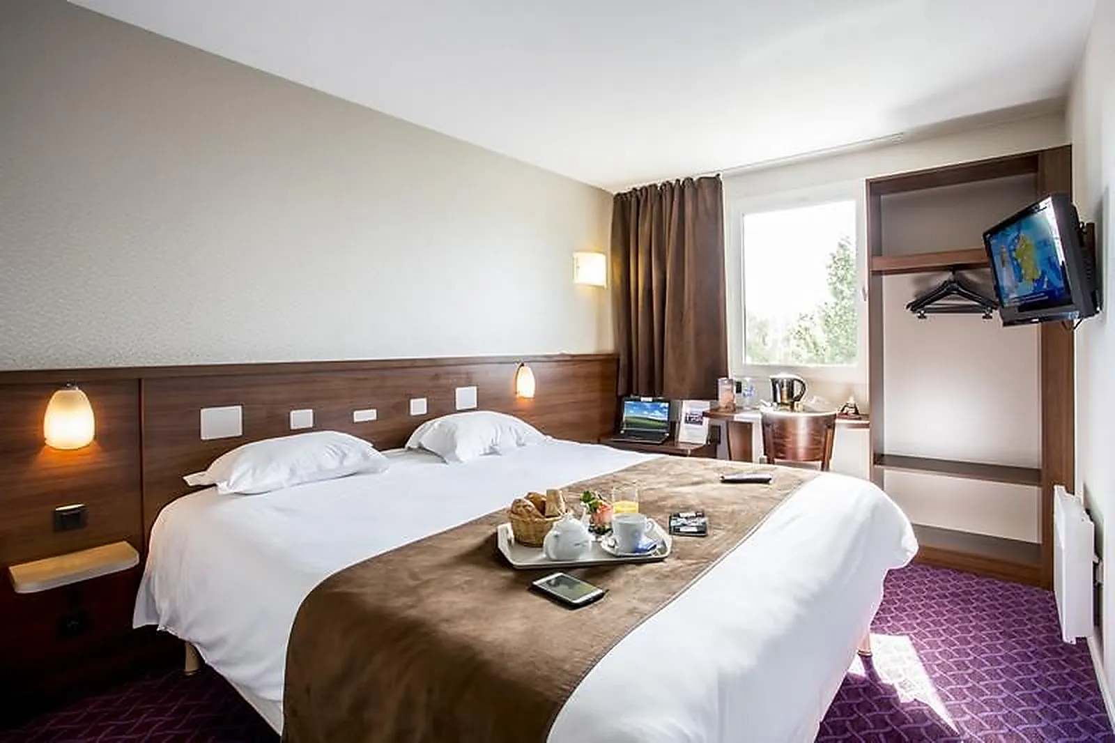 Lieux événementiels, BRIT HOTEL RENNES, LE CASTEL