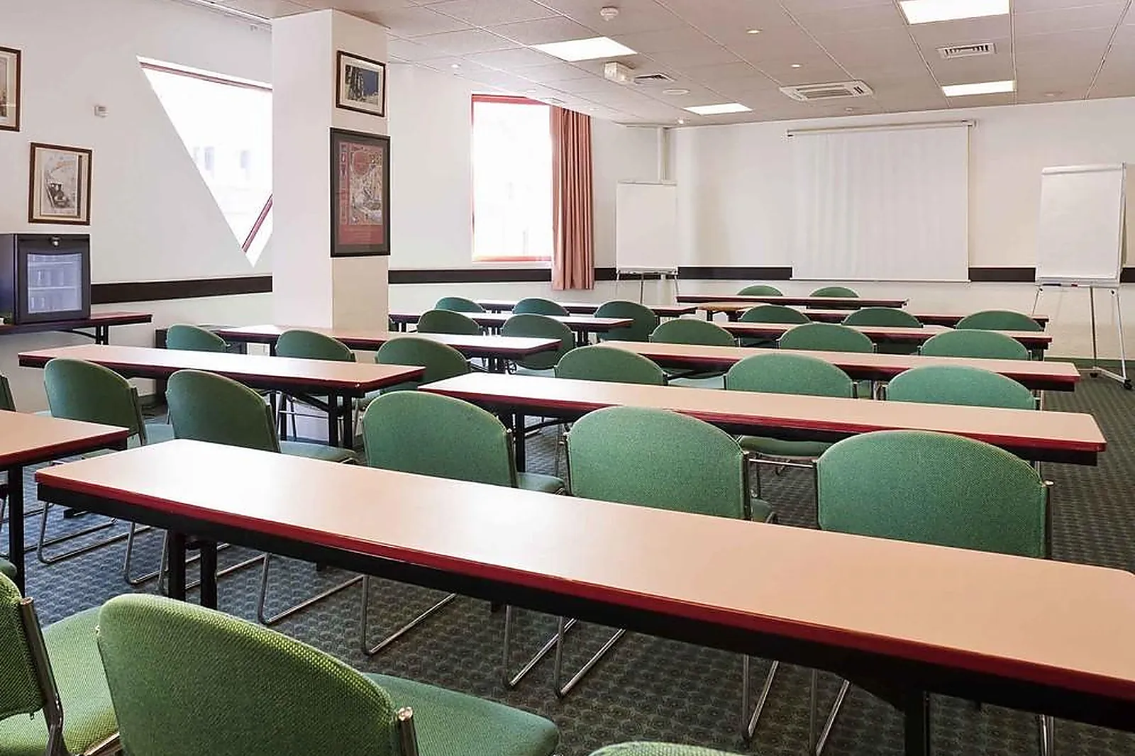 Lieux événementiels, B AND B HÔTEL AMIENS CENTRE CATHÉDRALE