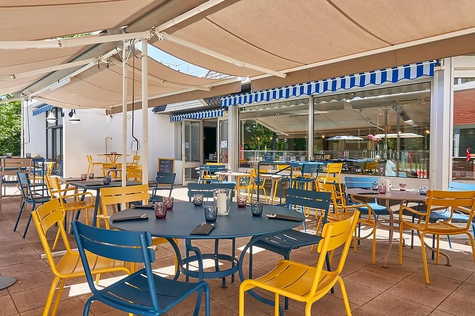 Lieux événementiels, B AND B HÔTEL LYON NORD