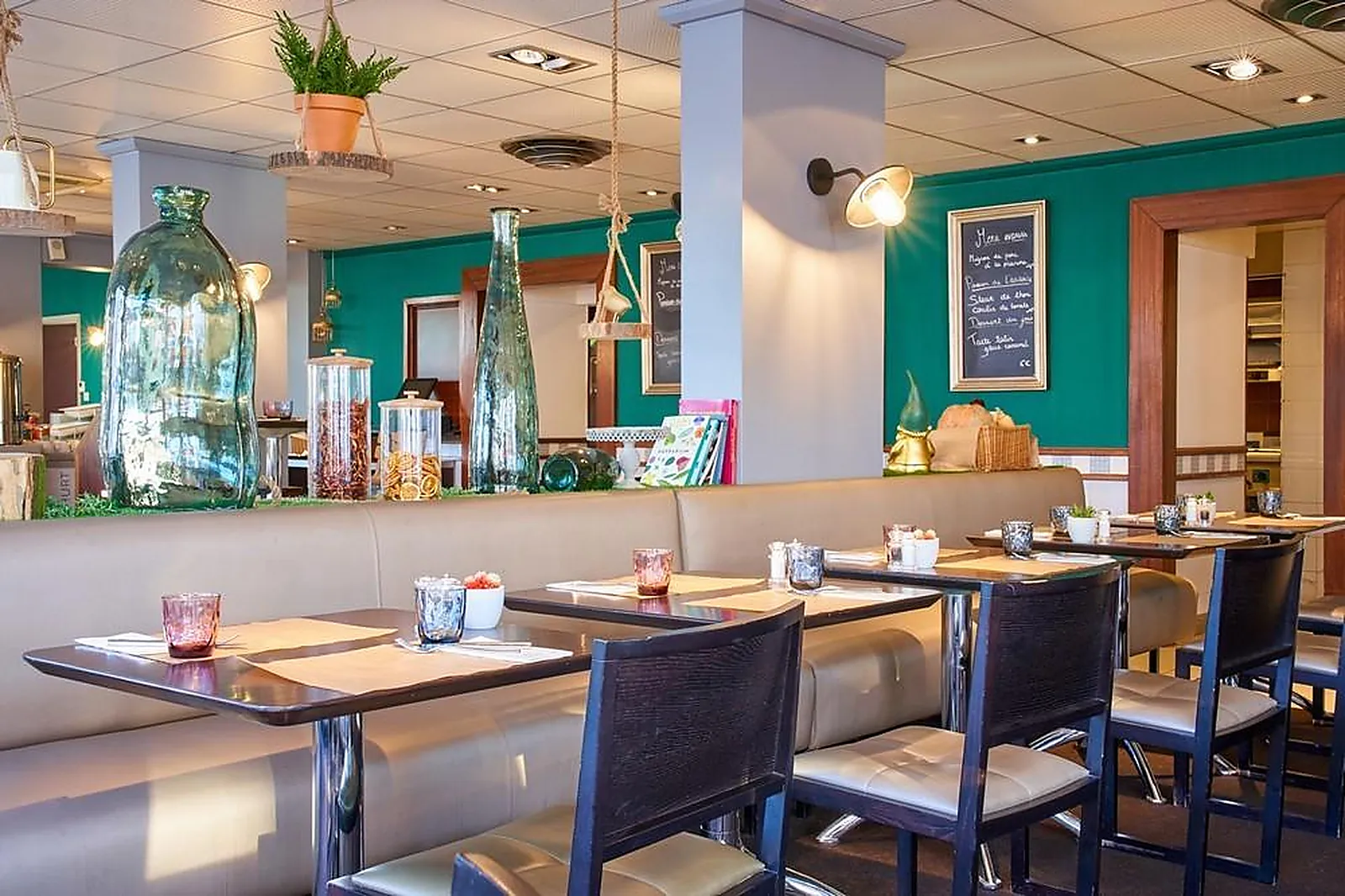 Lieux événementiels, B AND B HÔTEL LYON NORD