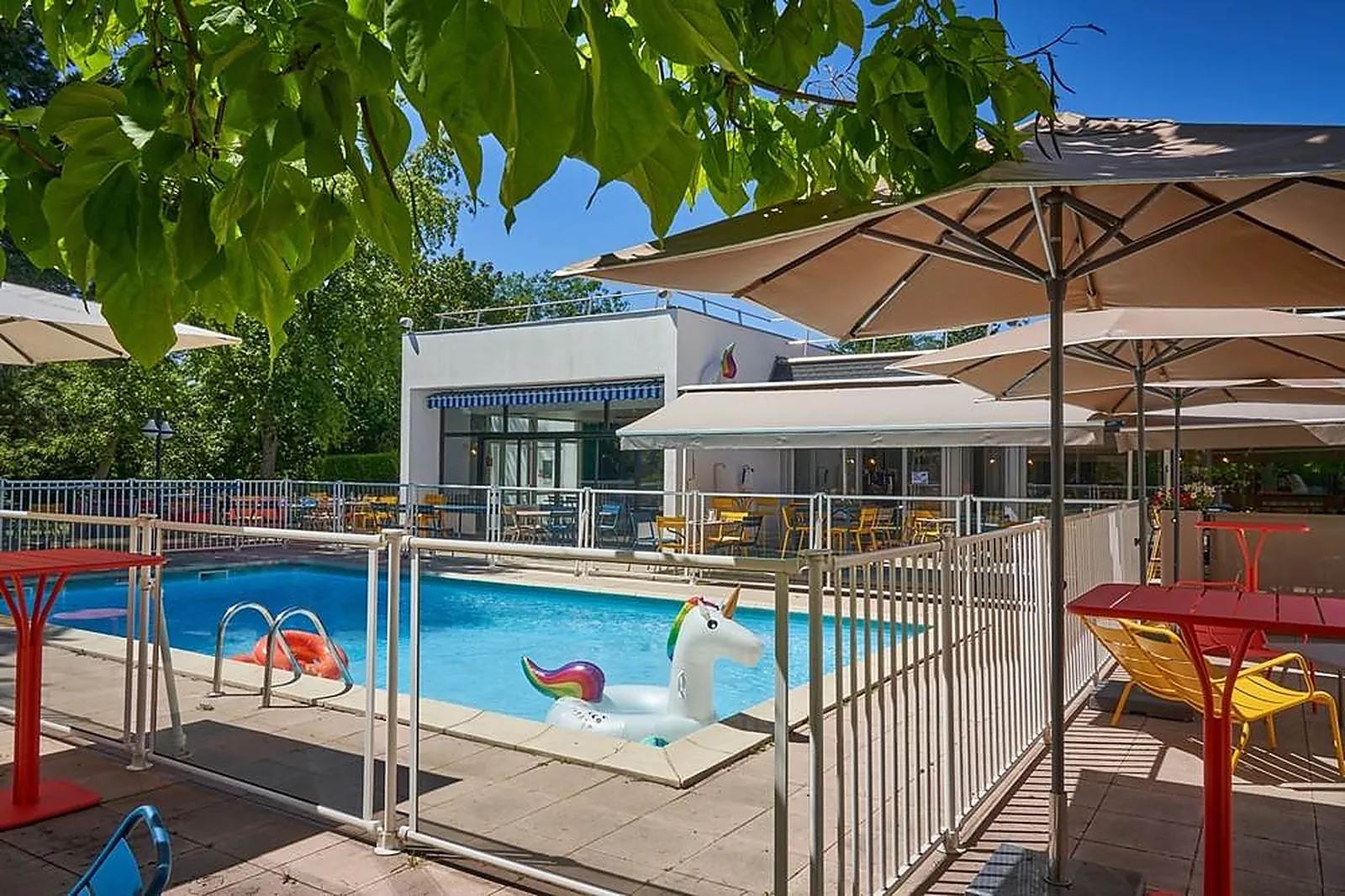 Lieux événementiels, B AND B HÔTEL LYON NORD