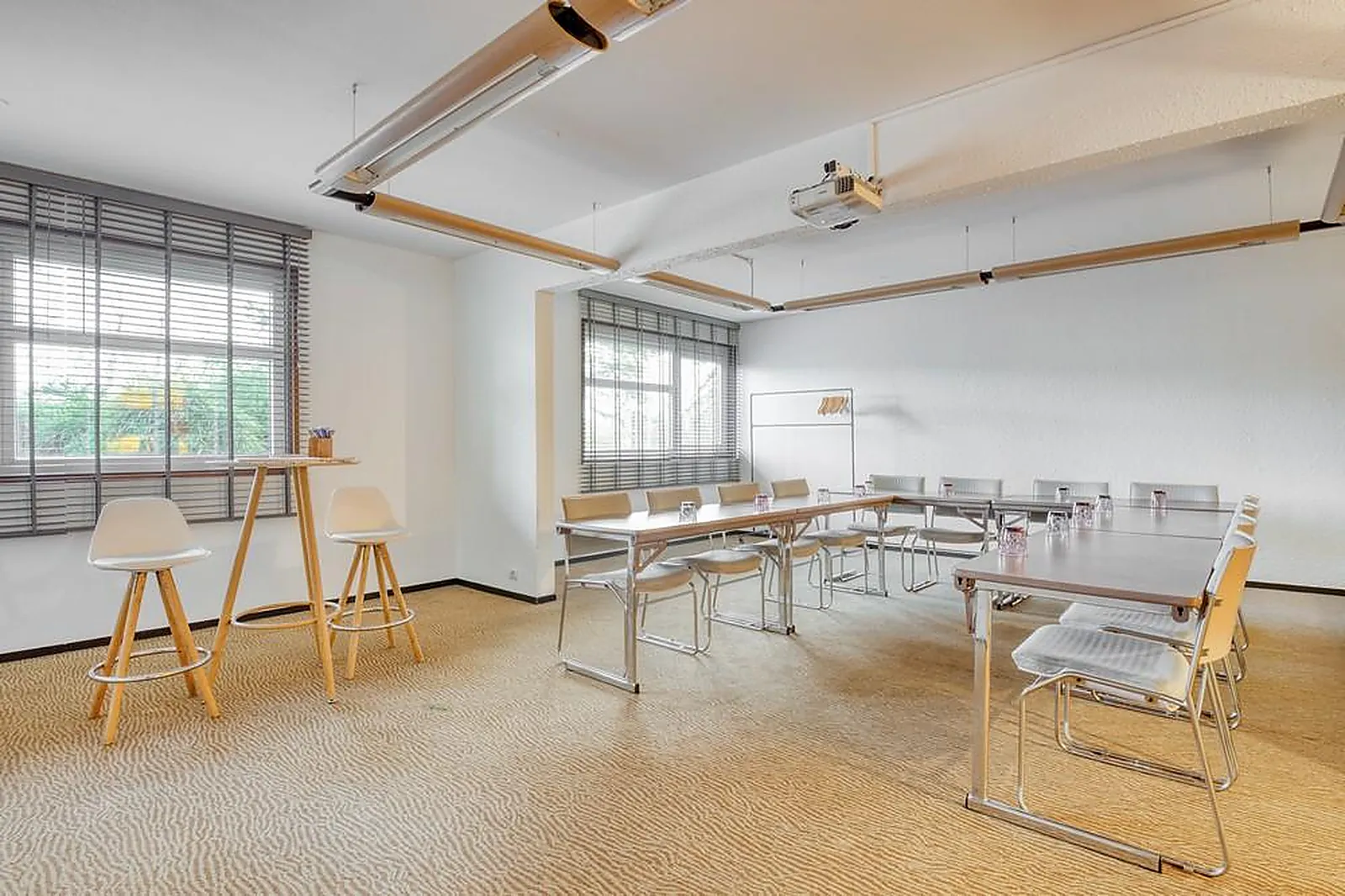 Lieux événementiels, B AND B HÔTEL LYON NORD