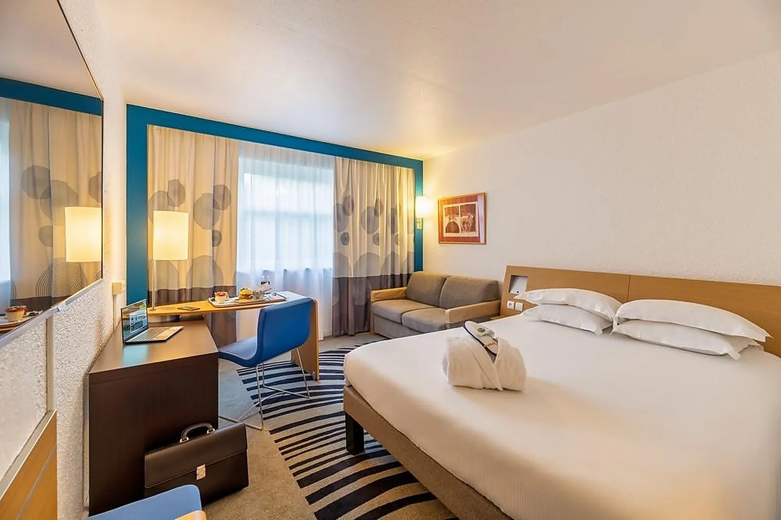 Lieux événementiels, B AND B HÔTEL LYON NORD