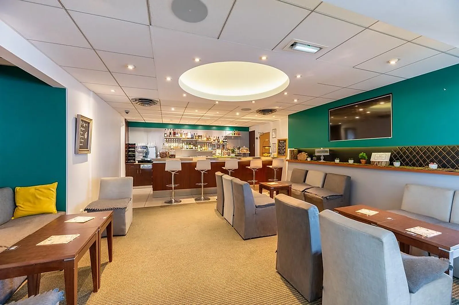 Lieux événementiels, B AND B HÔTEL LYON NORD