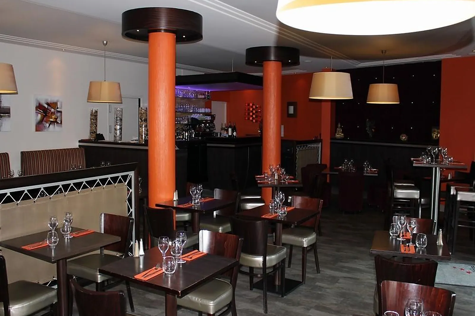 Lieux événementiels, BAGNOLES HÔTEL