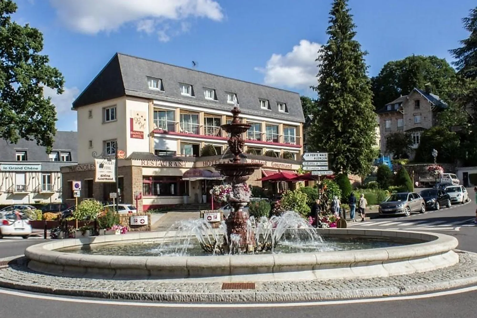 Lieux événementiels, BAGNOLES HÔTEL