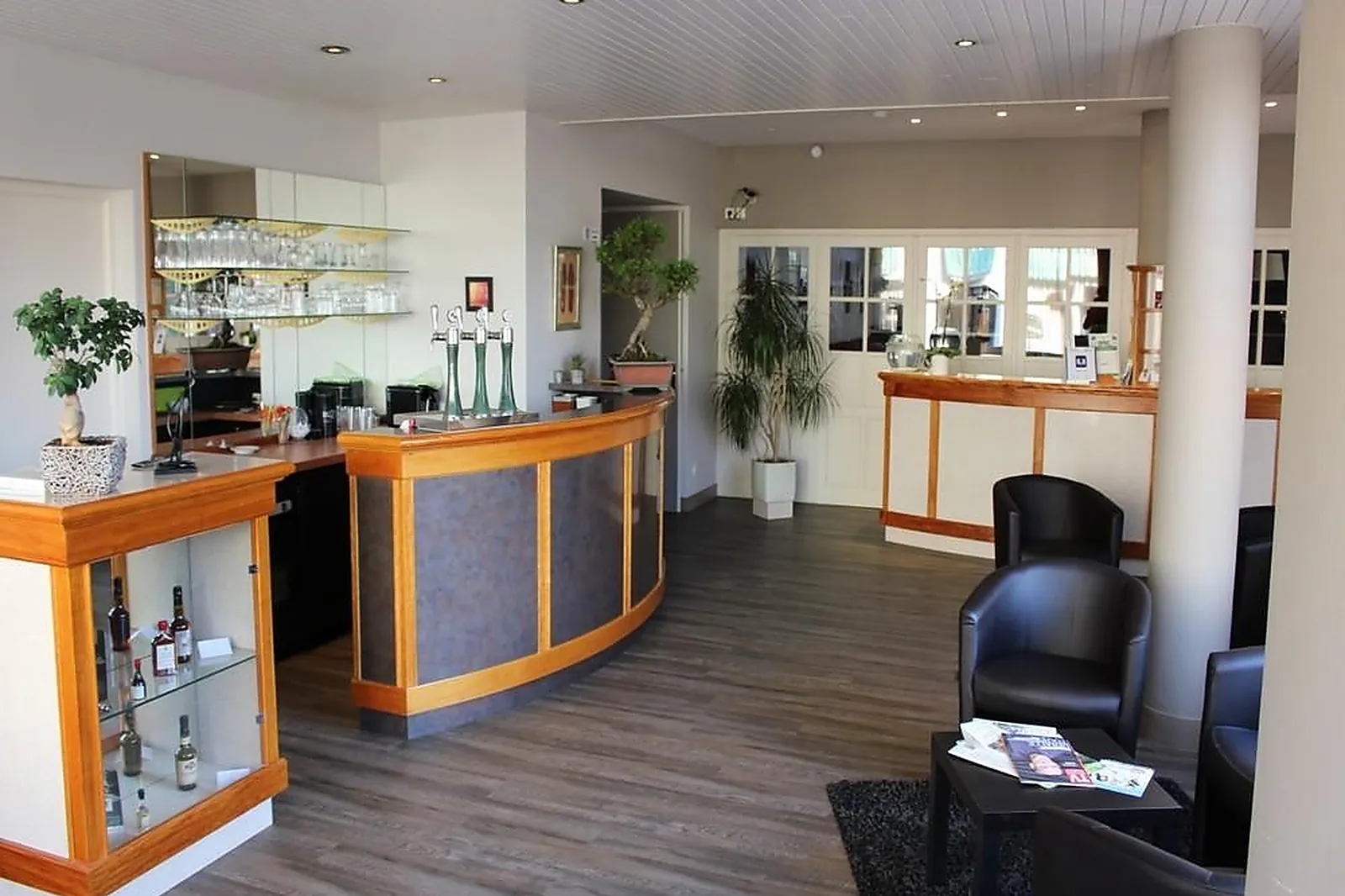 Lieux événementiels, BAGNOLES HÔTEL