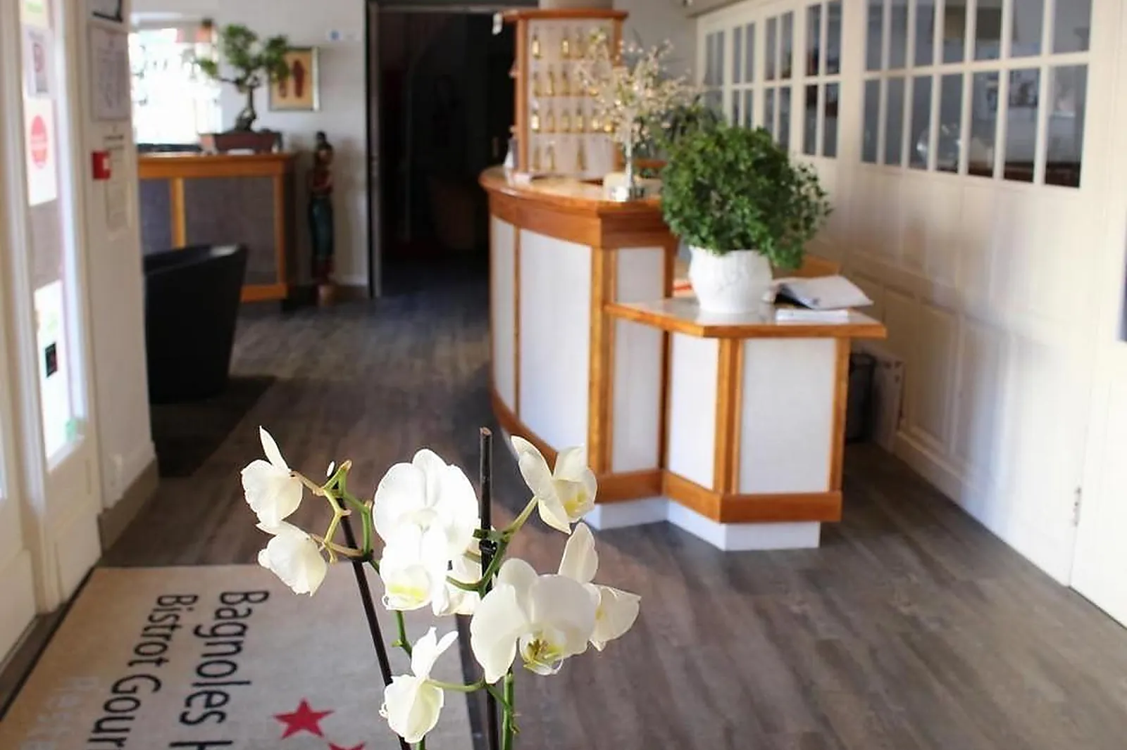 Lieux événementiels, BAGNOLES HÔTEL