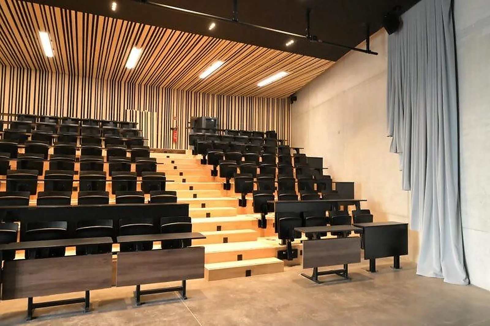 Lieux événementiels, BASTIDE ROUGE