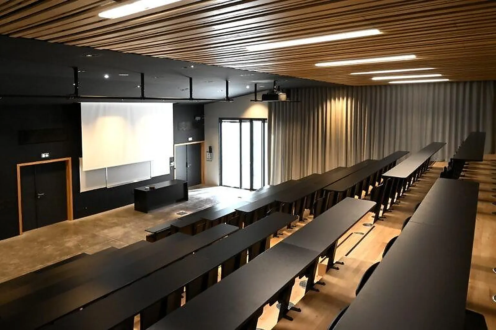 Lieux événementiels, BASTIDE ROUGE