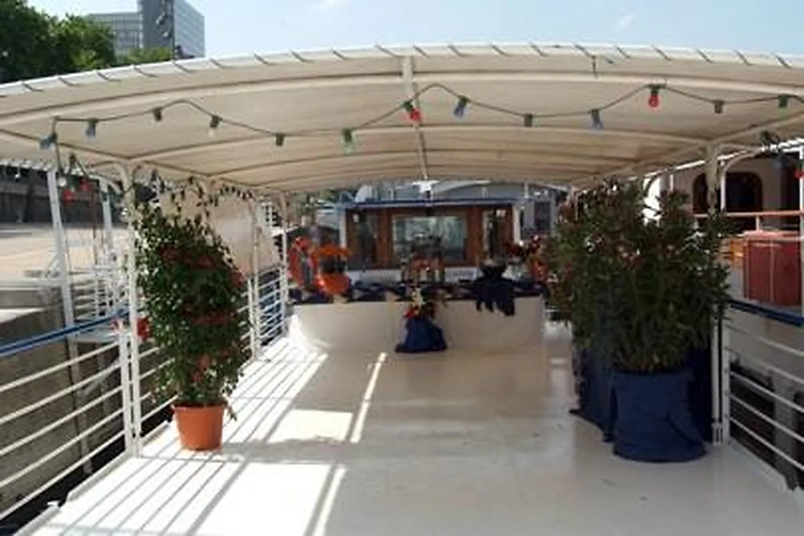 Lieux événementiels, BATEAU AABYSSE