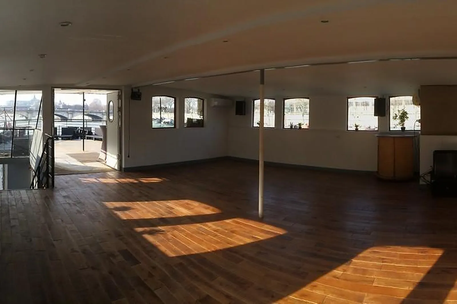 Lieux événementiels, BATEAU CONCORDE ATLANTIQUE