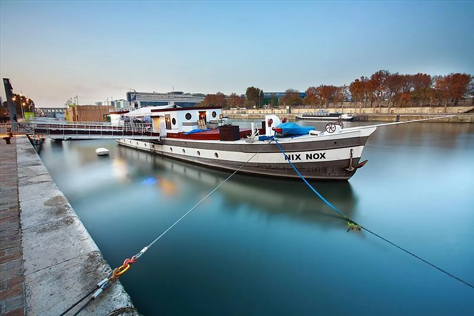 Lieux événementiels, BATEAU NIX NOX