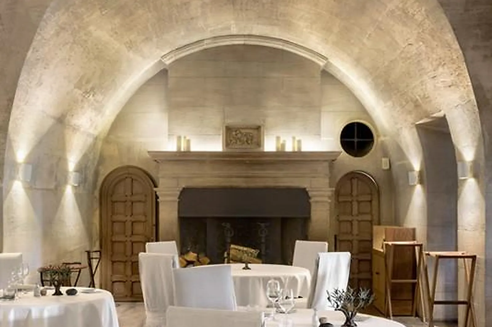 Lieux événementiels, BAUMANIÈRE LES BAUX DE PROVENCE