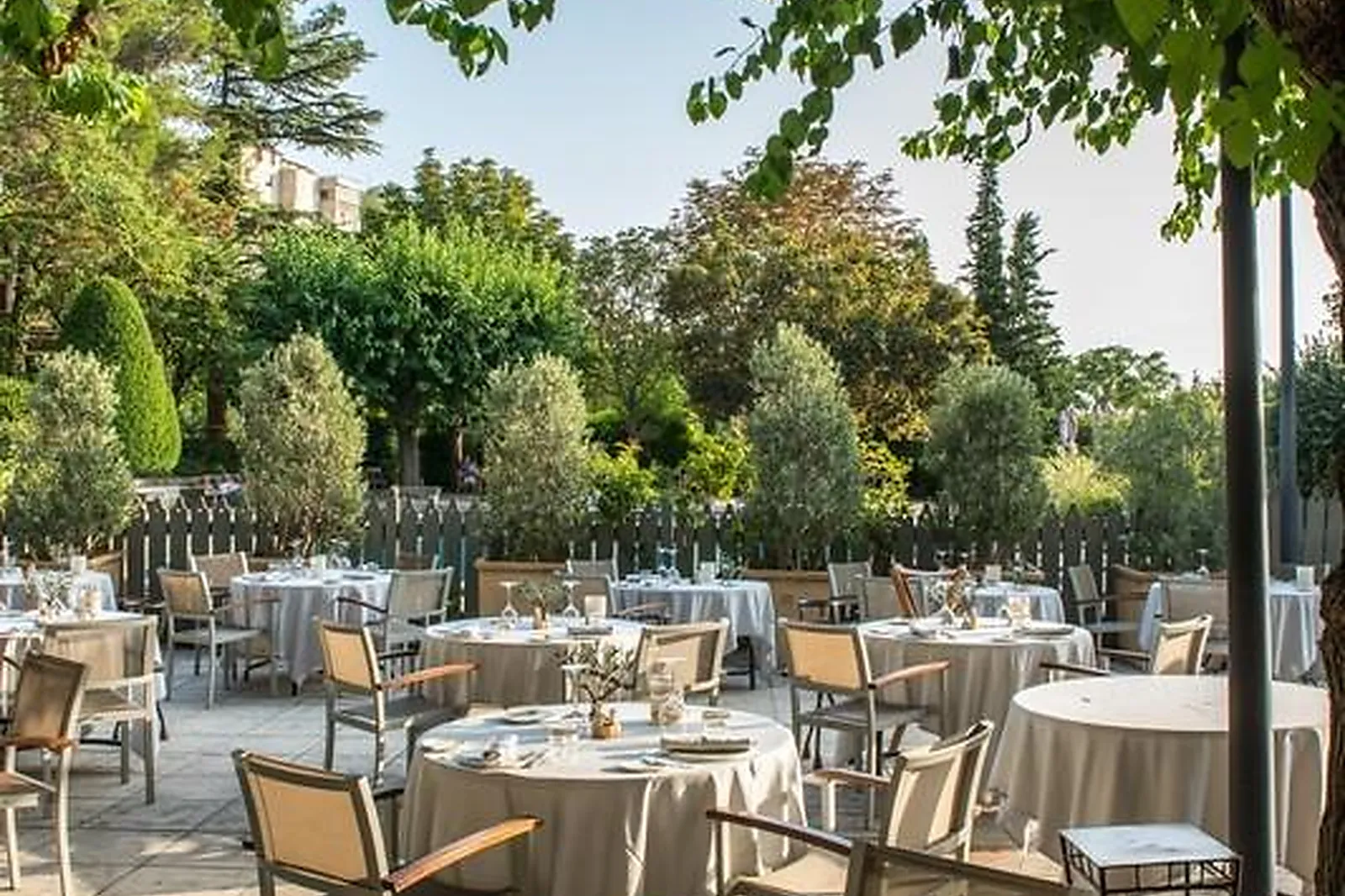 Lieux événementiels, BAUMANIÈRE LES BAUX DE PROVENCE