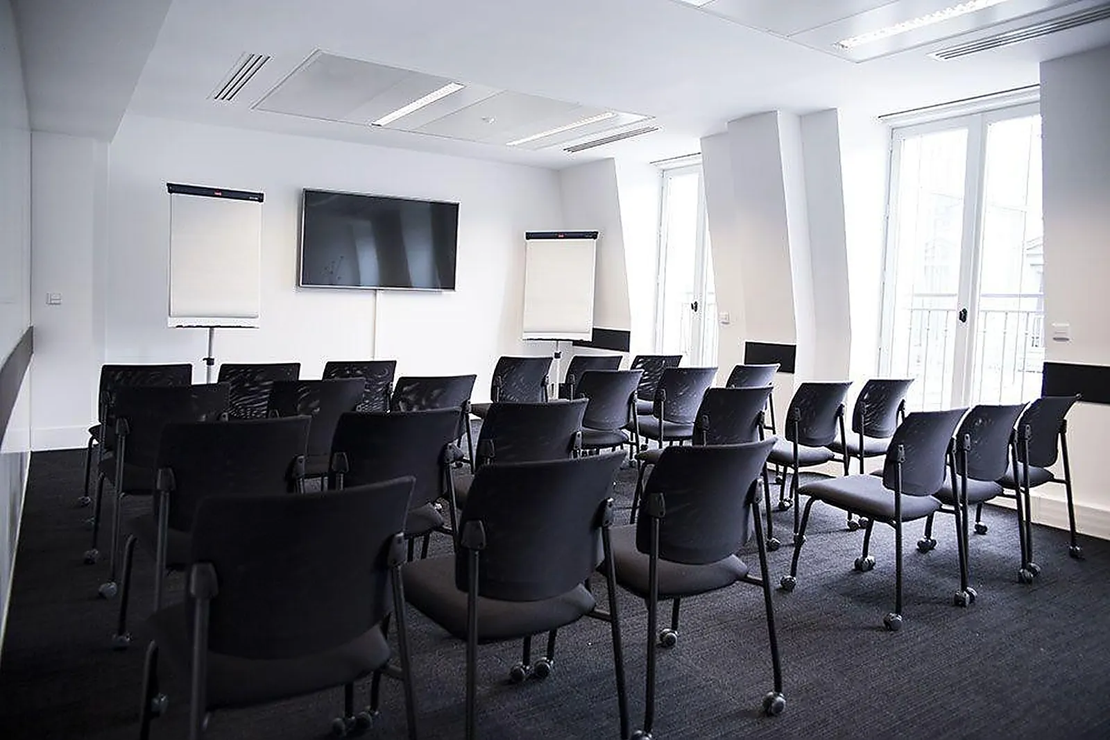 Lieux événementiels, BAYA SCRIBE-HAUSSMANN