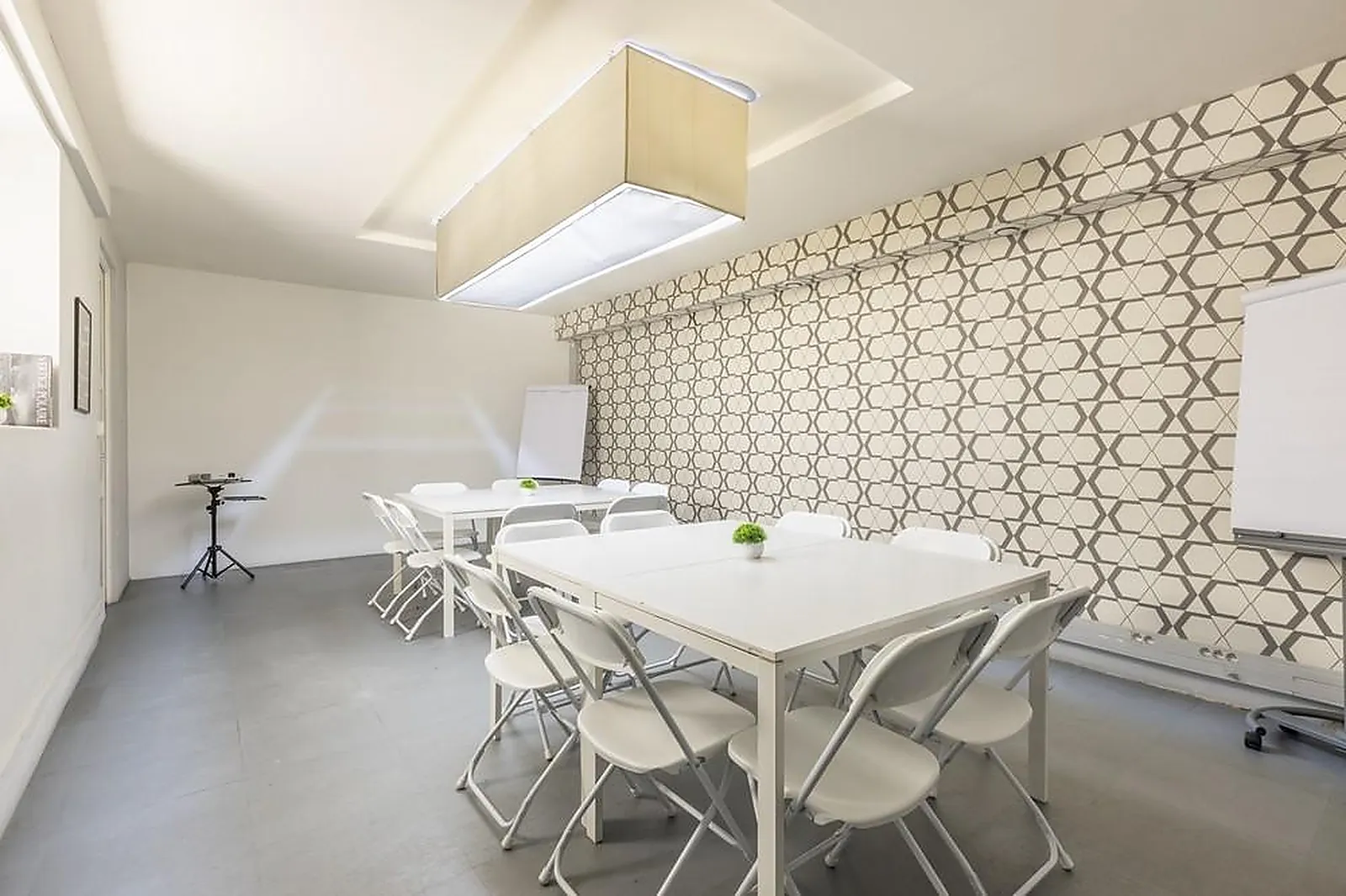 Lieux événementiels, BE-SPACES