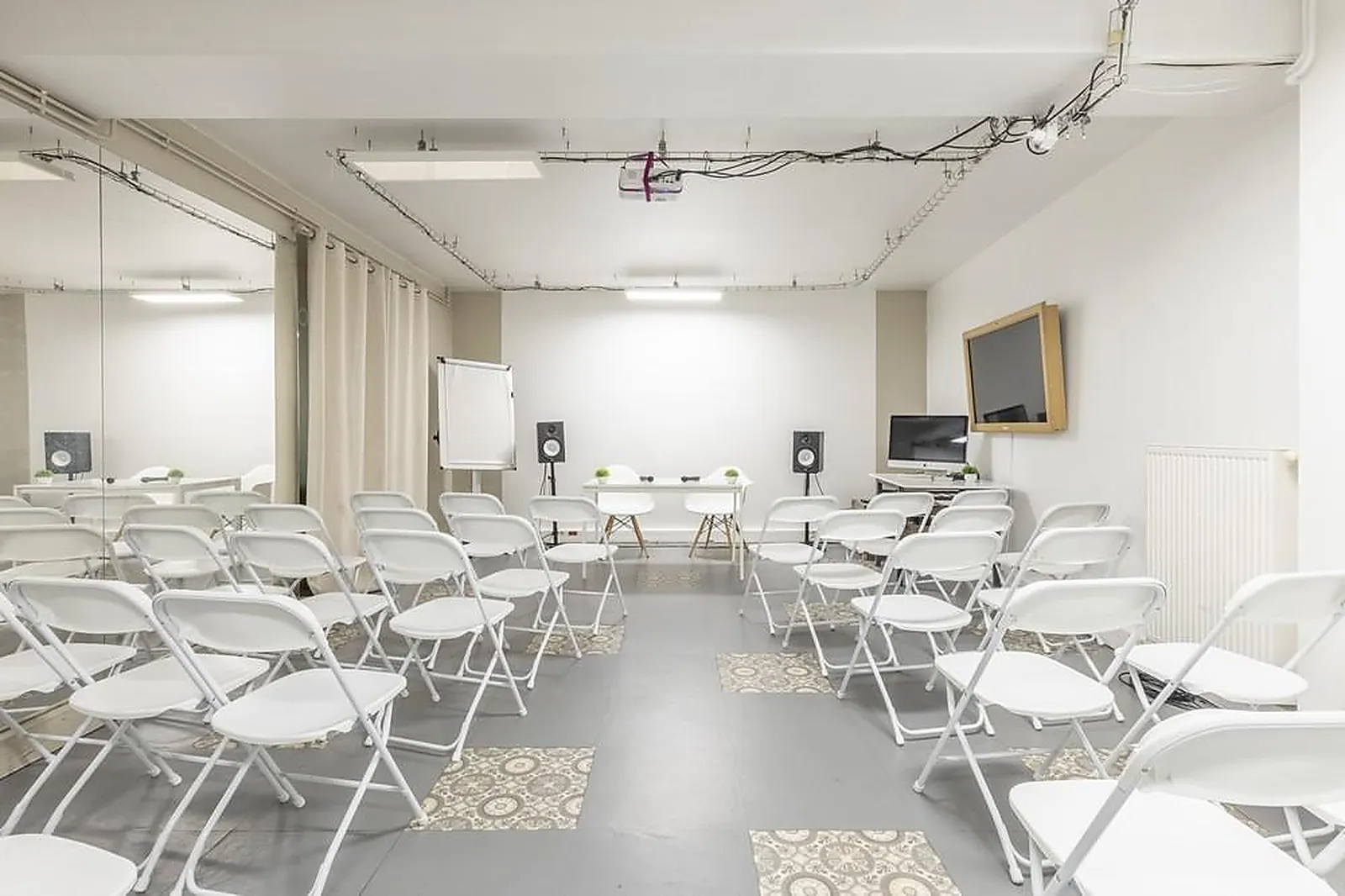 Lieux événementiels, BE-SPACES