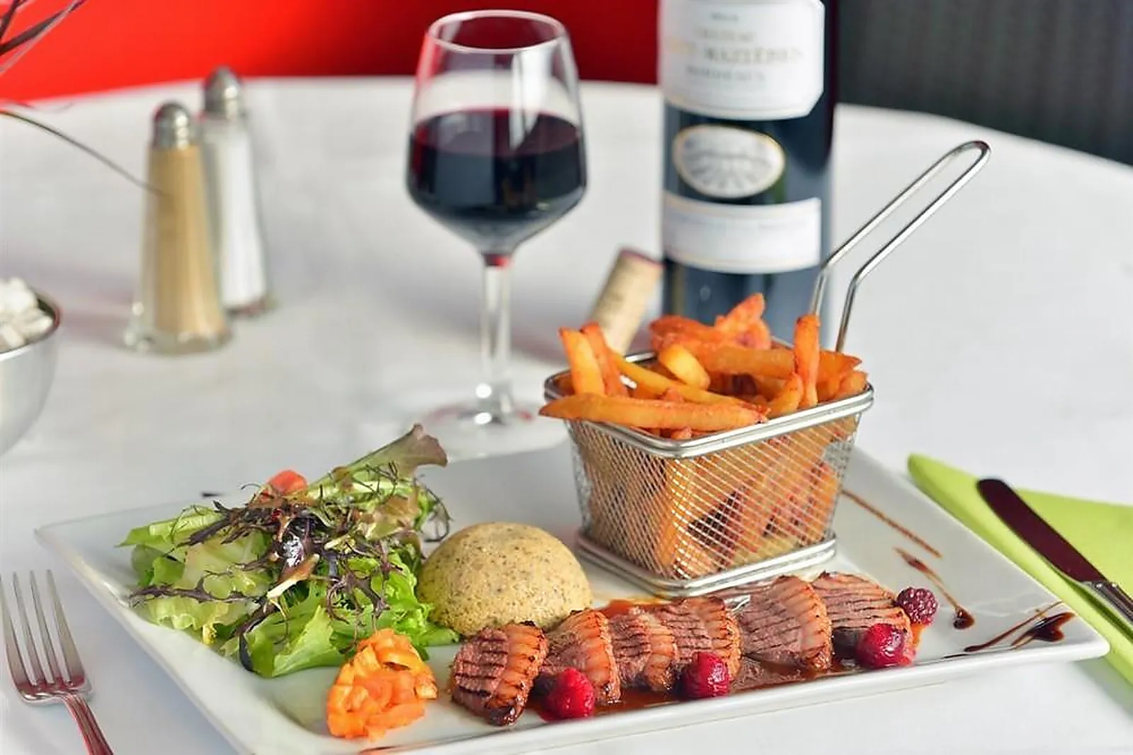 Lieux événementiels, BEAUJOIRE HÔTEL