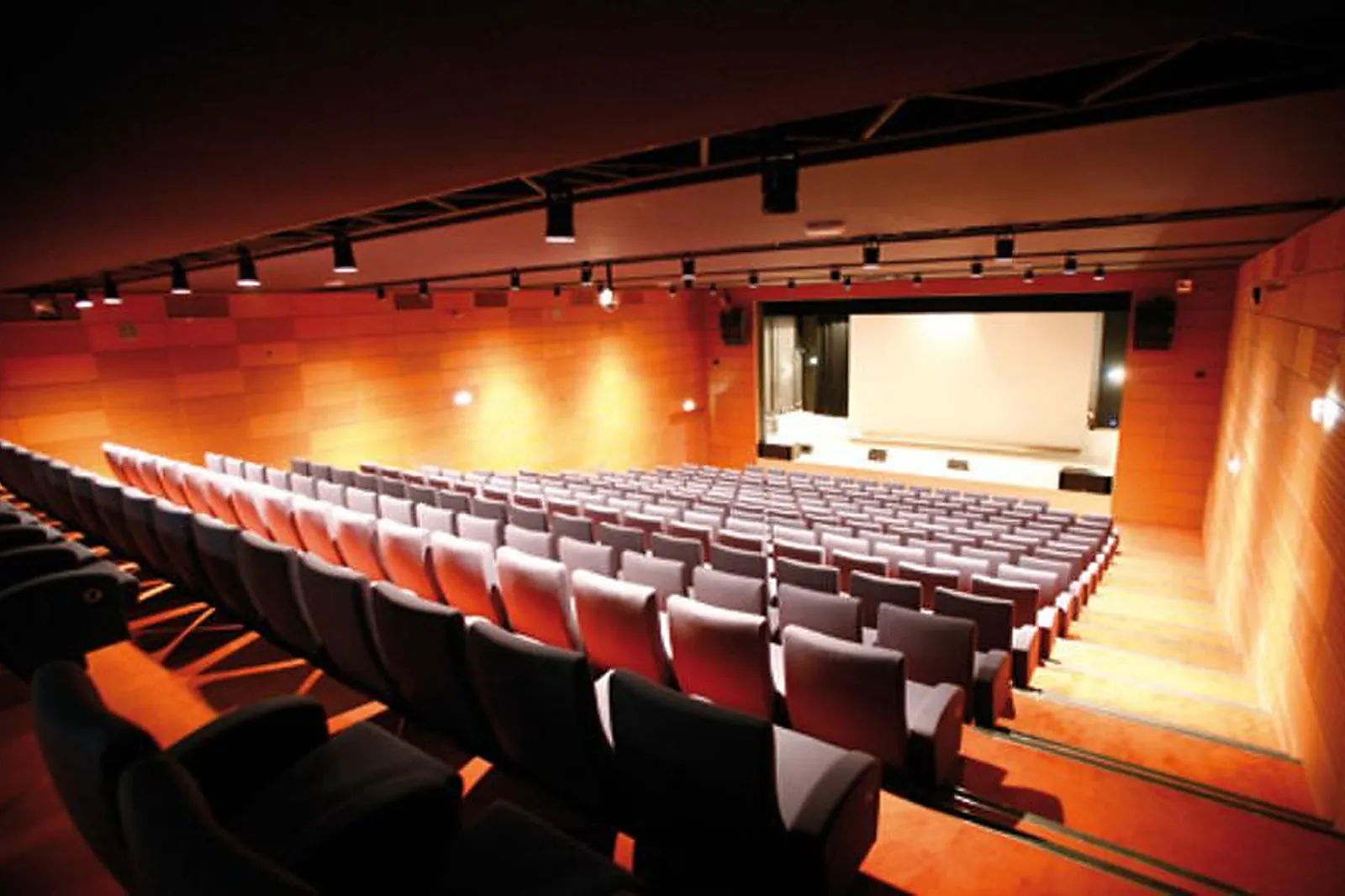 Lieux événementiels, BEFFROI DE MONTROUGE