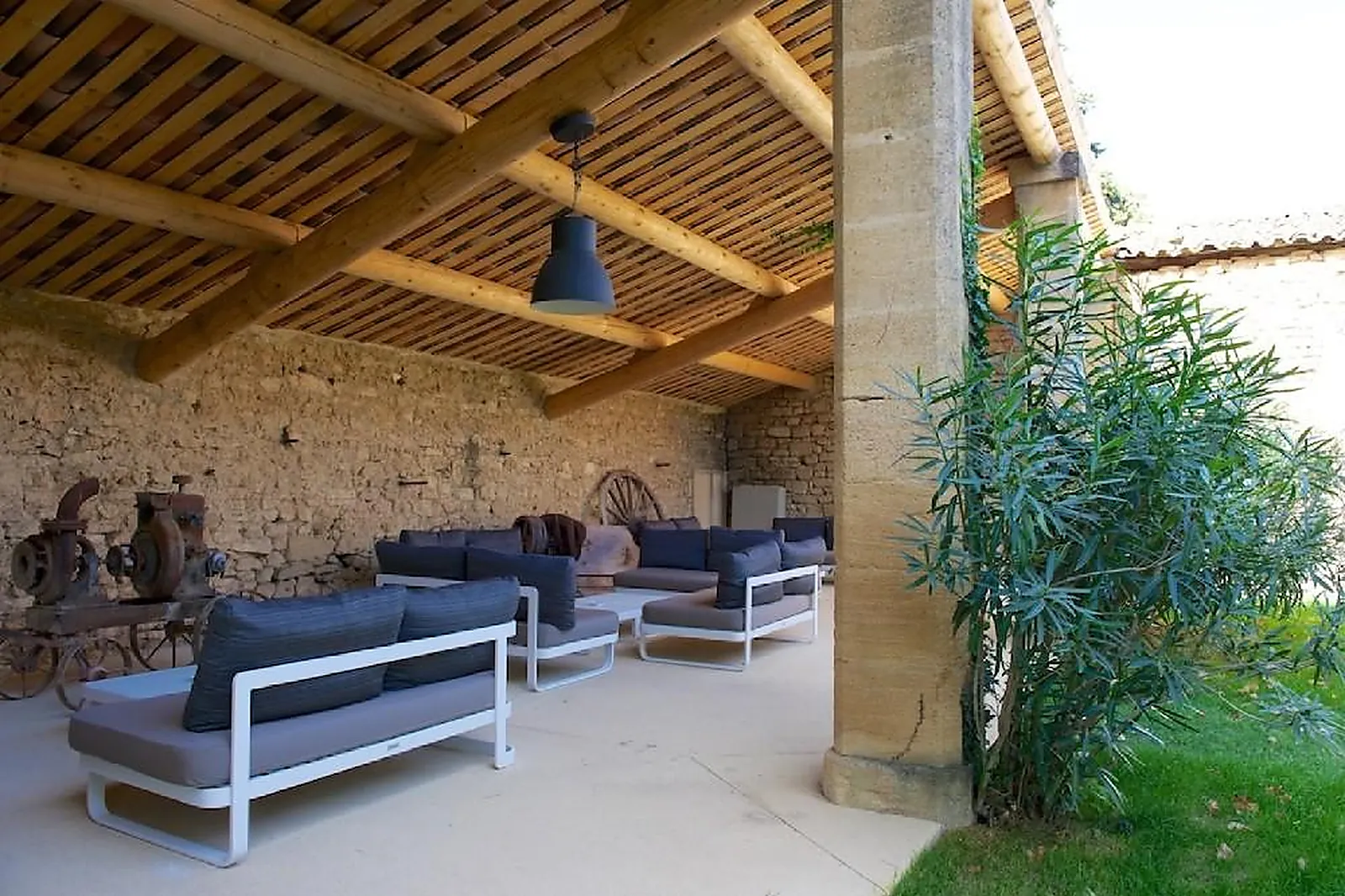 Lieux événementiels, BÉGUDE SAINT-PIERRE