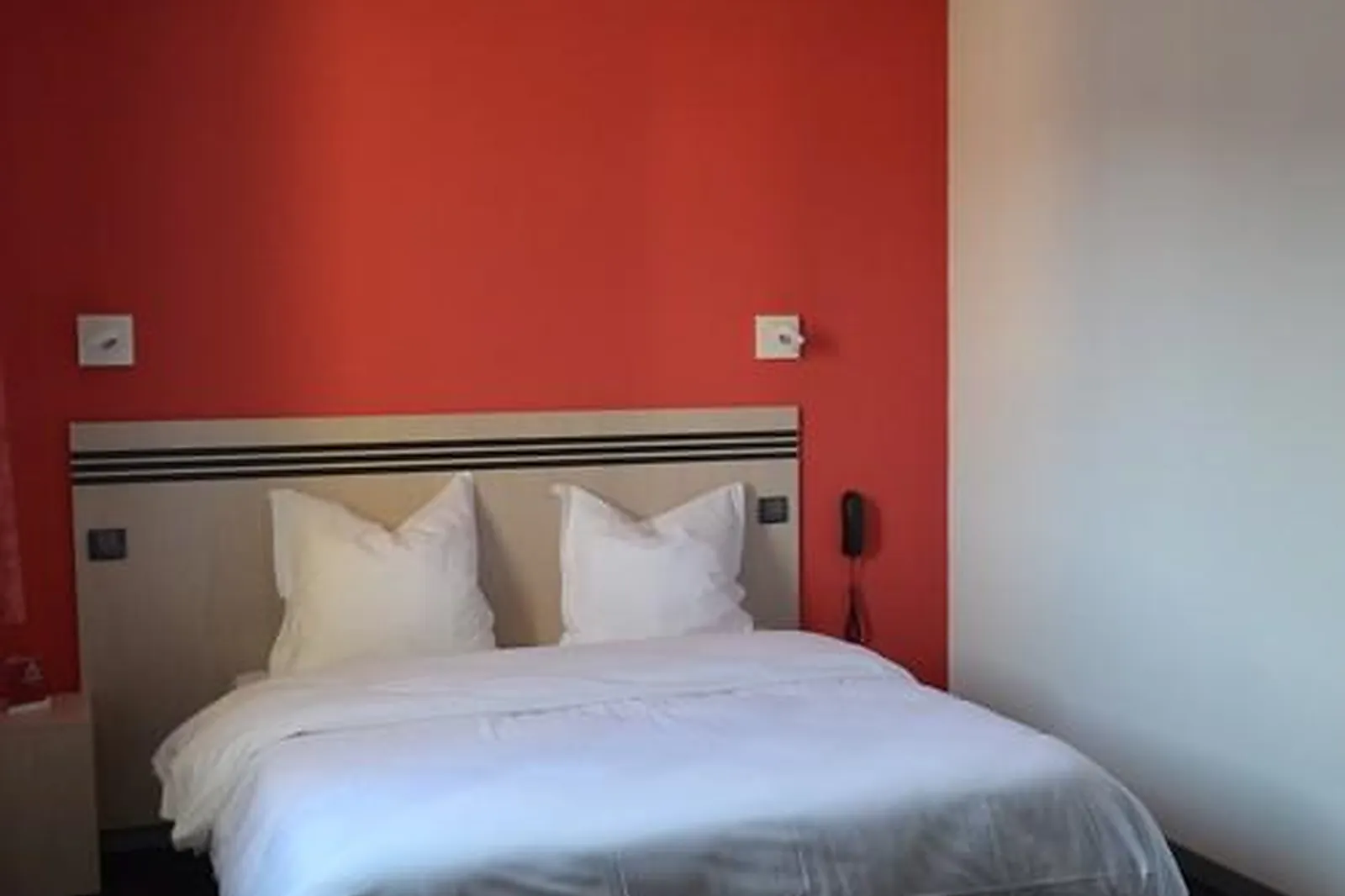 Lieux événementiels, BEST HOTEL LA FERTÉ SOUS JOUARRE