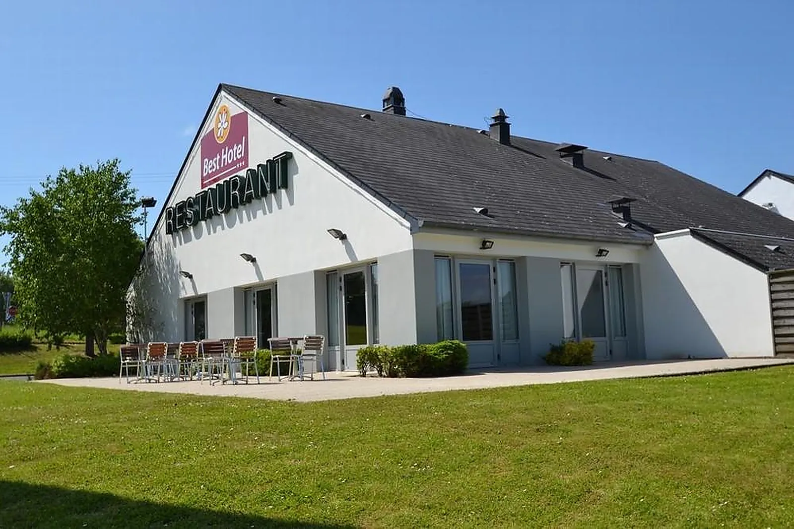 Lieux événementiels, BEST HÔTEL MAYENNE