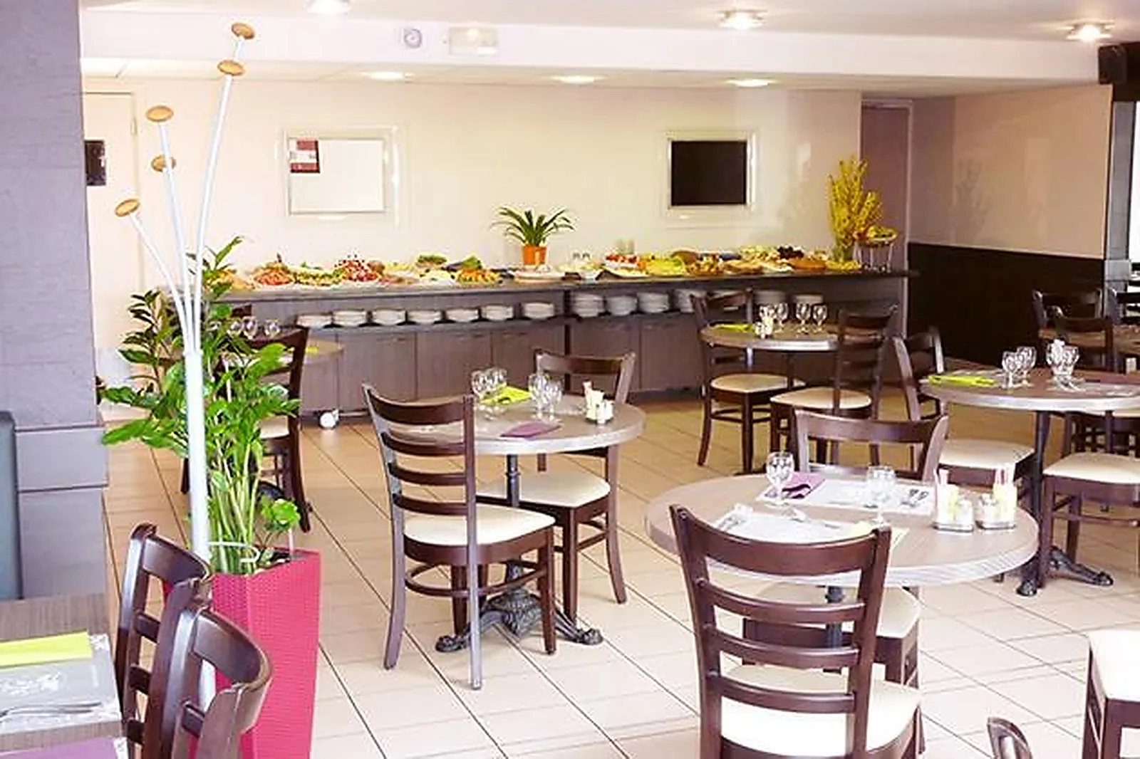 Lieux événementiels, BEST HÔTEL REIMS LA POMPELLE