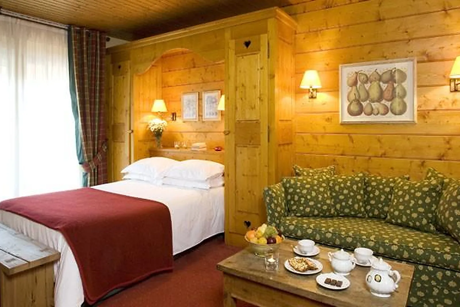 Lieux événementiels, BEST WESTERN CHALET LES SAYTELS