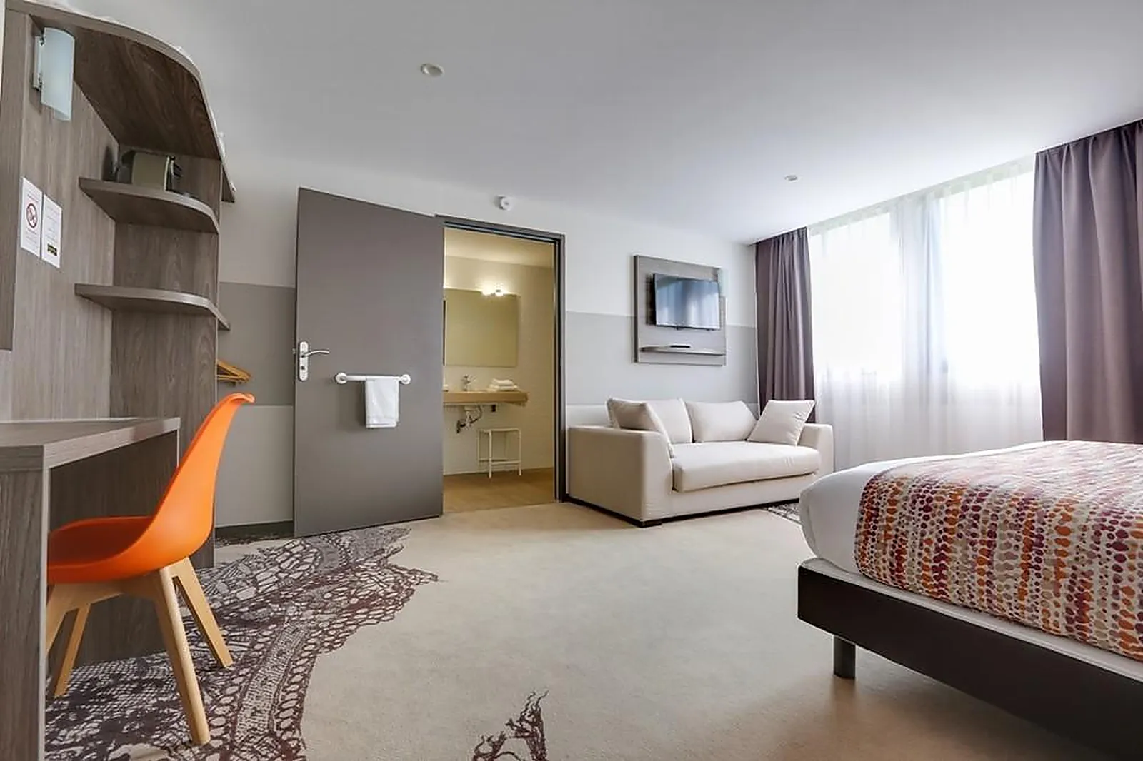 Lieux événementiels, BEST WESTERN HOTEL AGEN LE PASSAGE