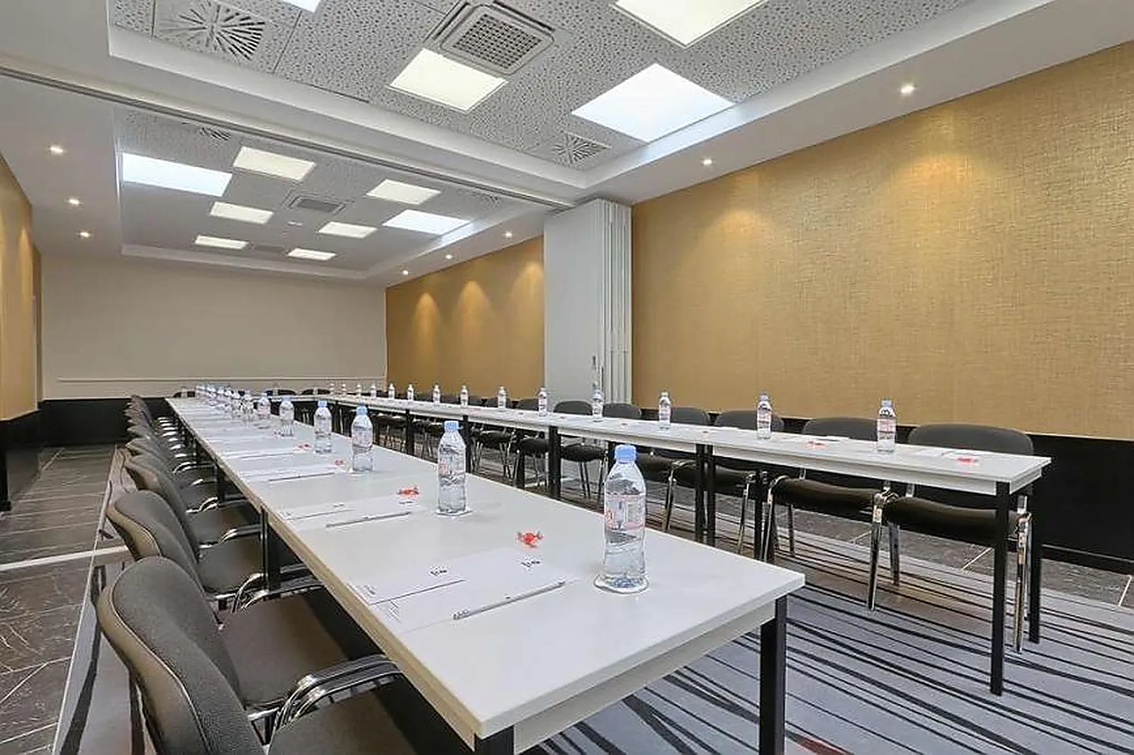 Lieux événementiels, BEST WESTERN HOTEL JOURNEL PARIS SUD RIS-ORANGIS