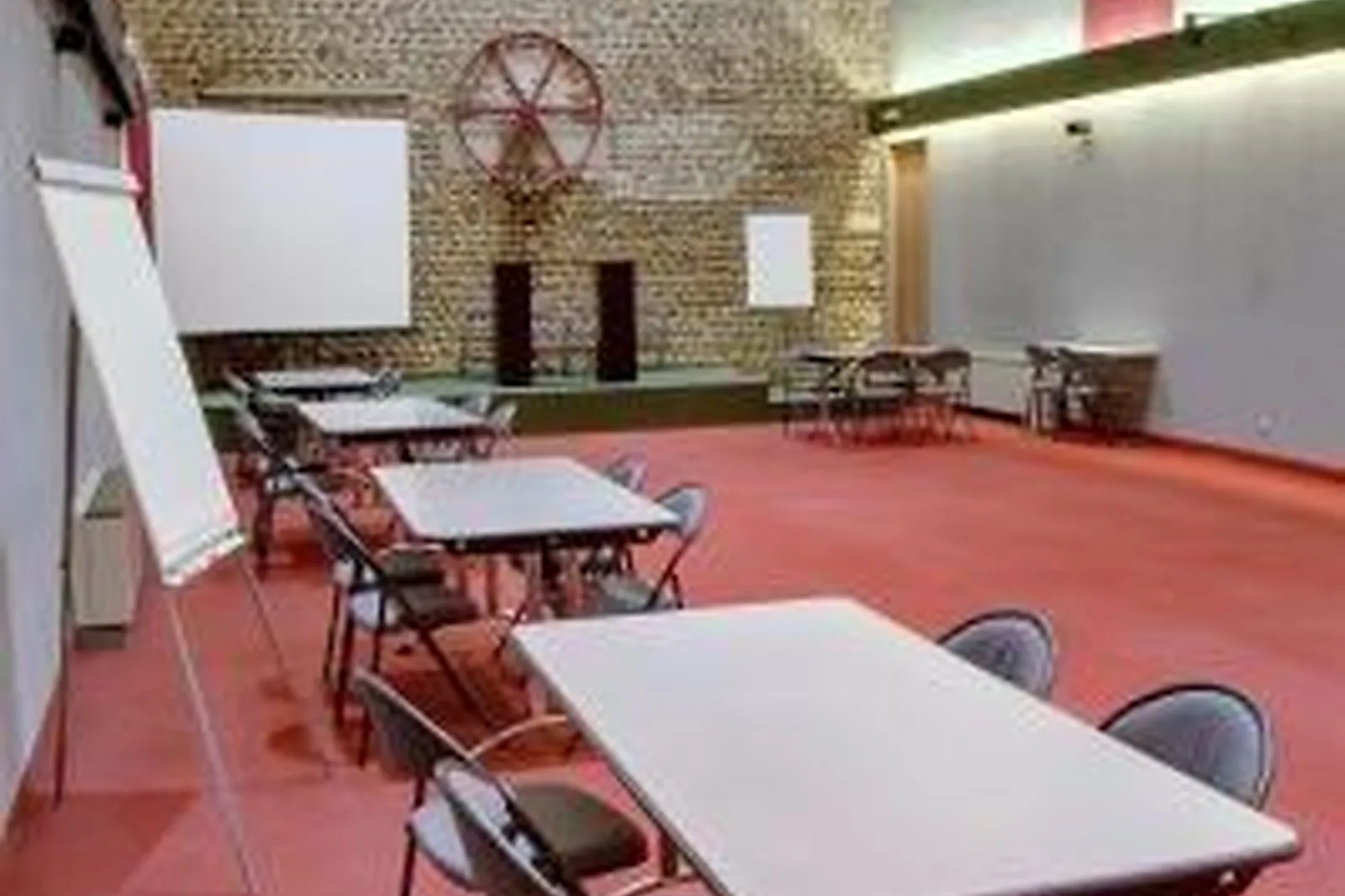 Lieux événementiels, BEST WESTERN HÔTEL DU GOLF D'ALBON