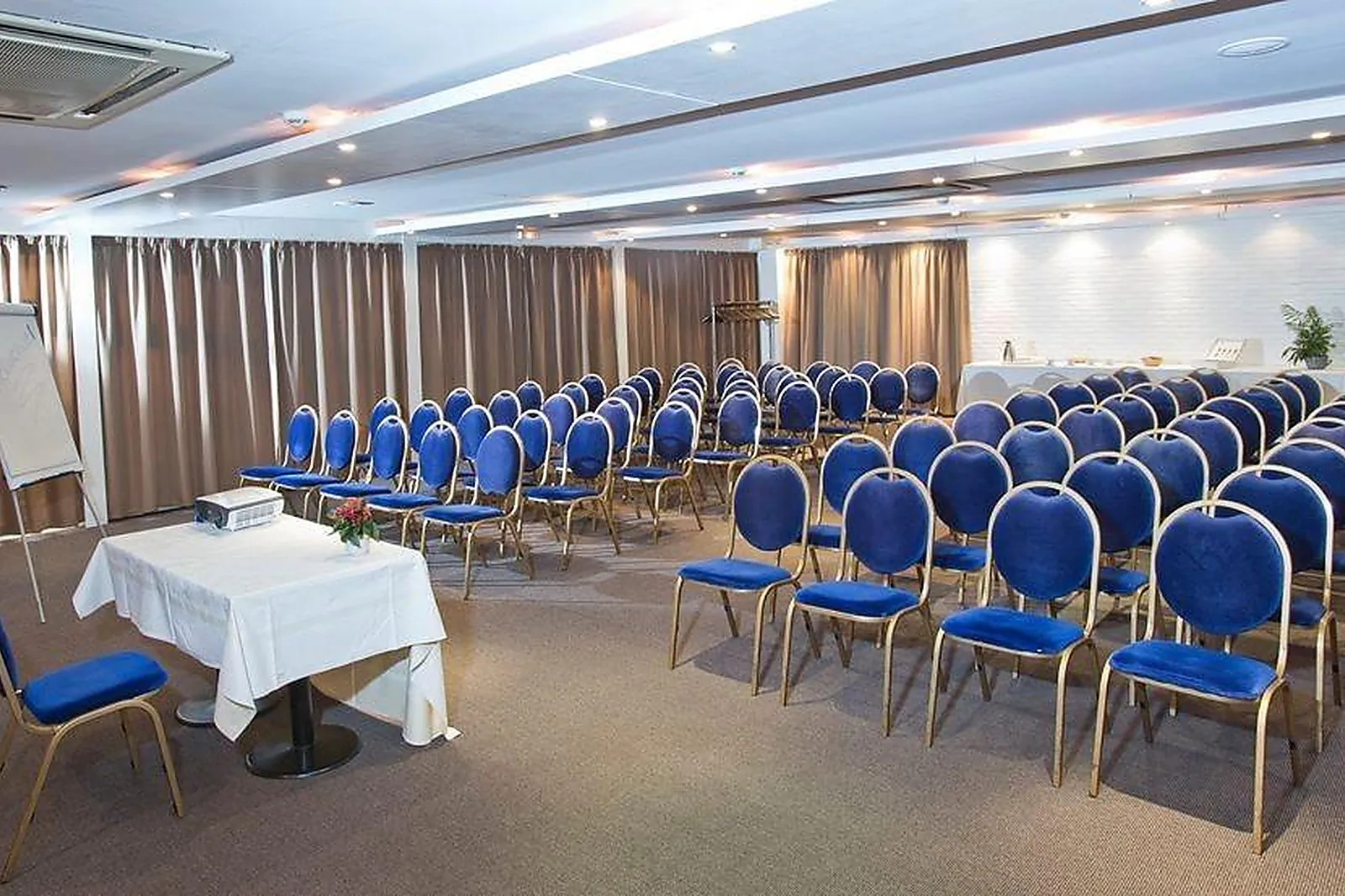 Lieux événementiels, BEST WESTERN HÔTEL DU LAC DUNKERQUE