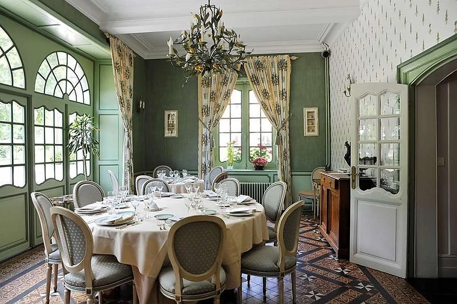 Lieux événementiels, BEST WESTERN HÔTEL LA METAIRIE