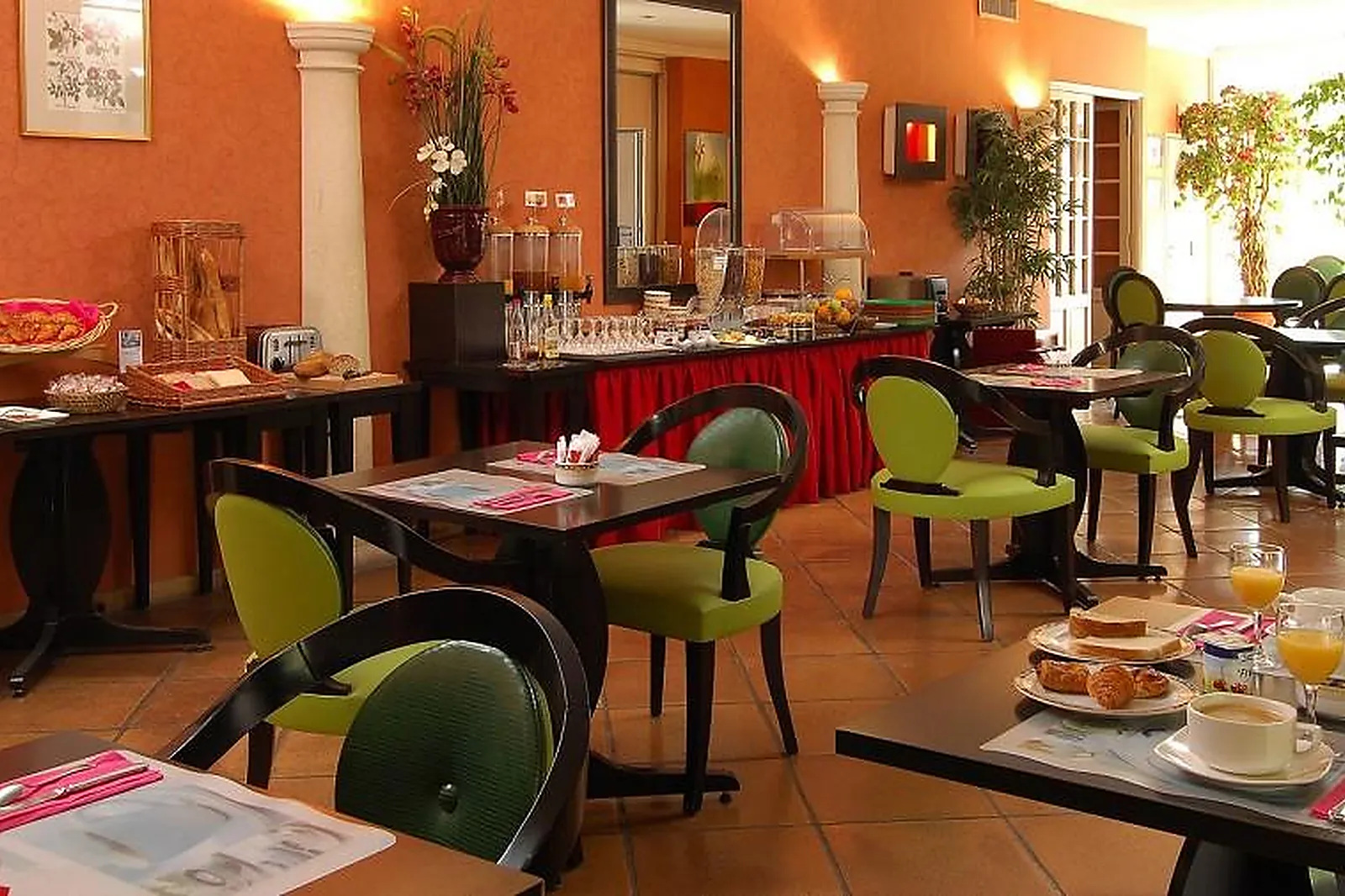 Lieux événementiels, BEST WESTERN LL&RSQUO;ORANGERIE