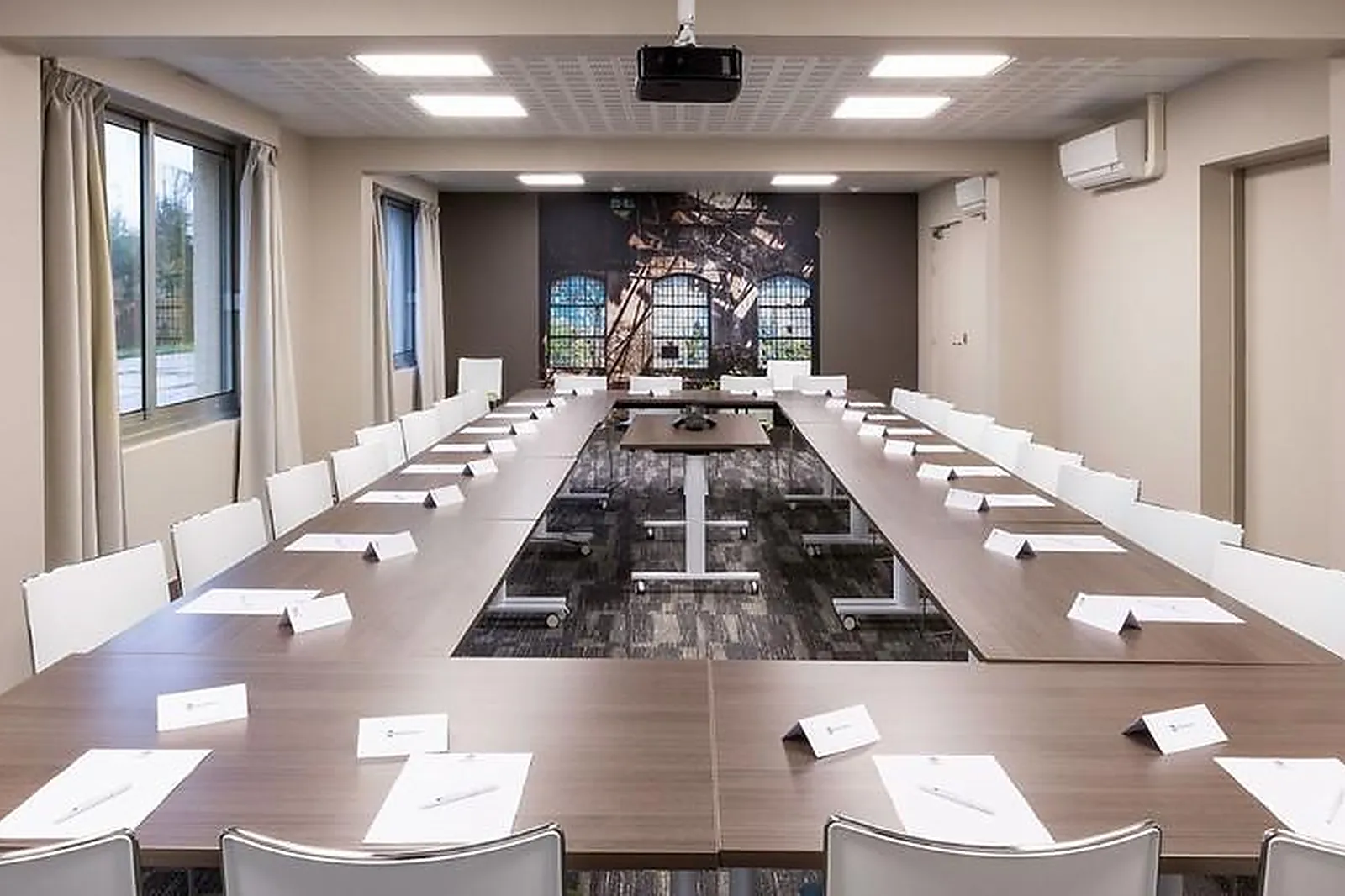 Lieux événementiels, BEST WESTERN LA PORTE DES CHÂTEAUX