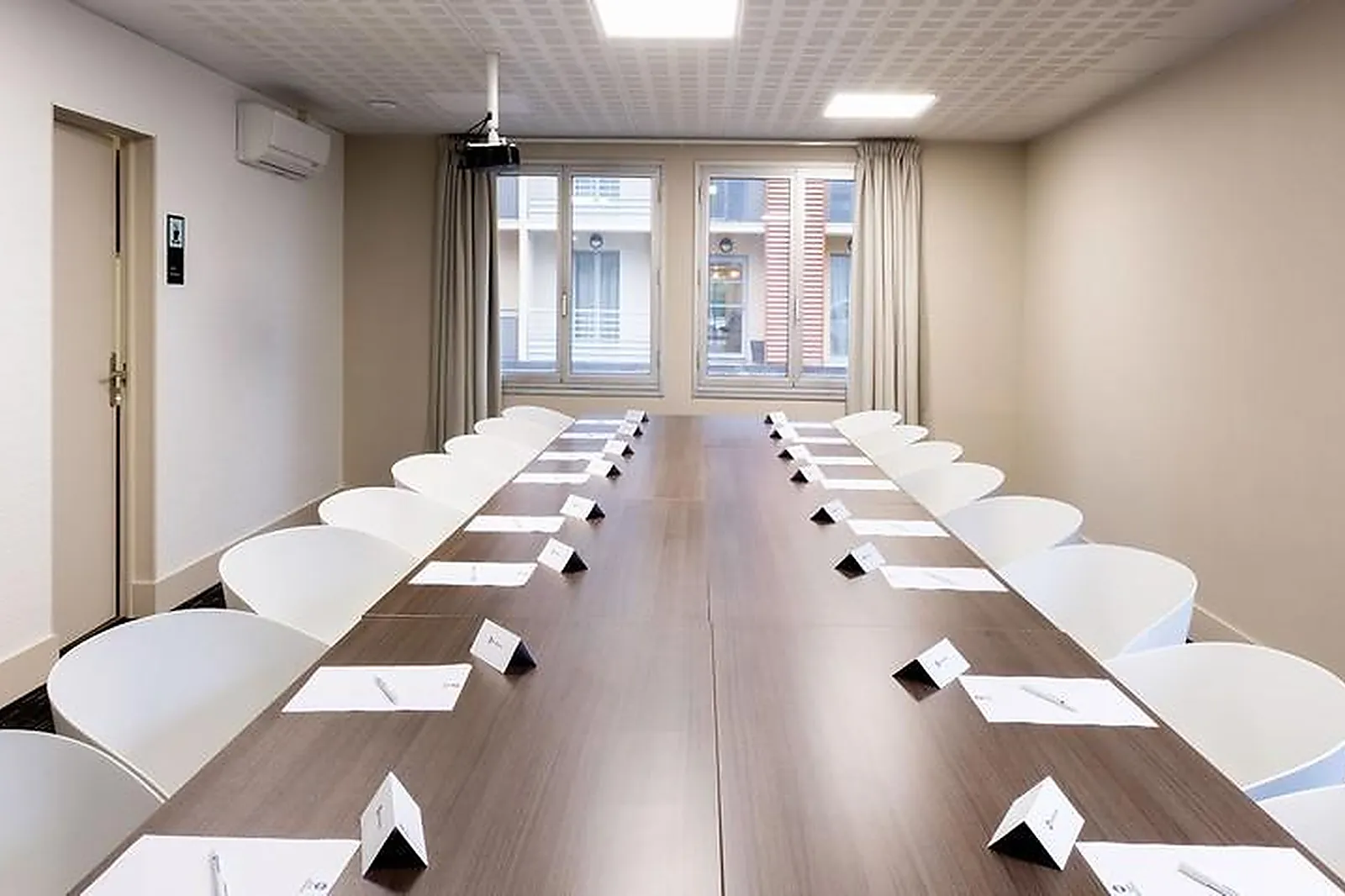 Lieux événementiels, BEST WESTERN LA PORTE DES CHÂTEAUX