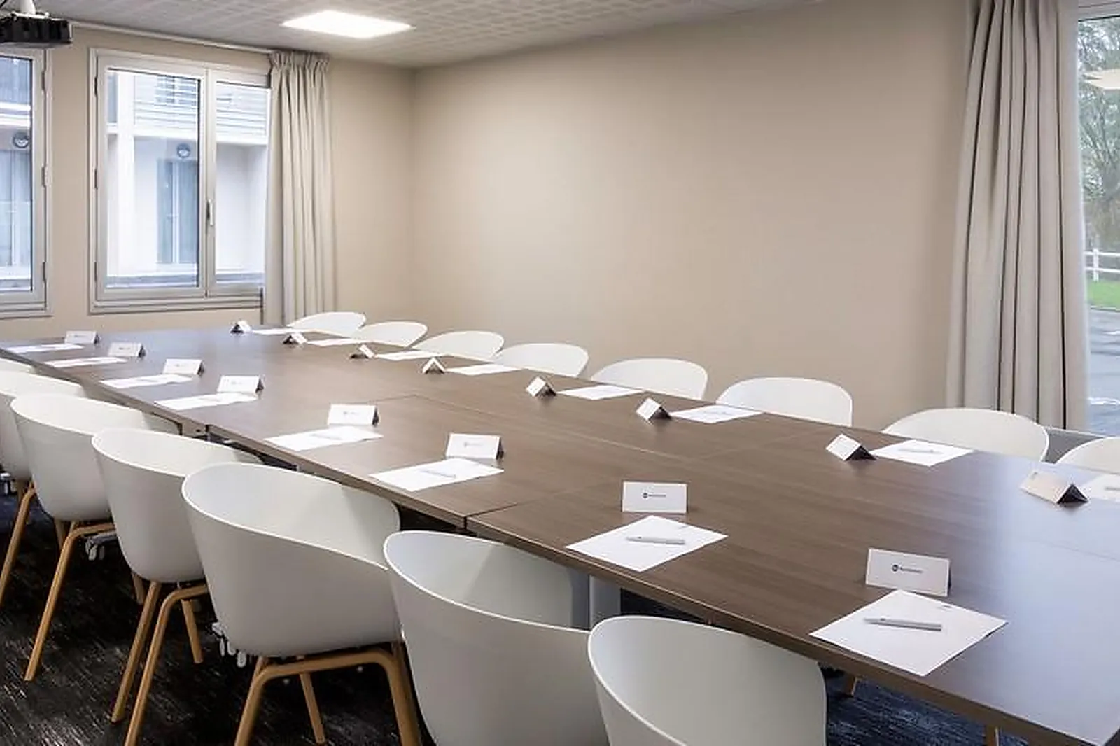 Lieux événementiels, BEST WESTERN LA PORTE DES CHÂTEAUX