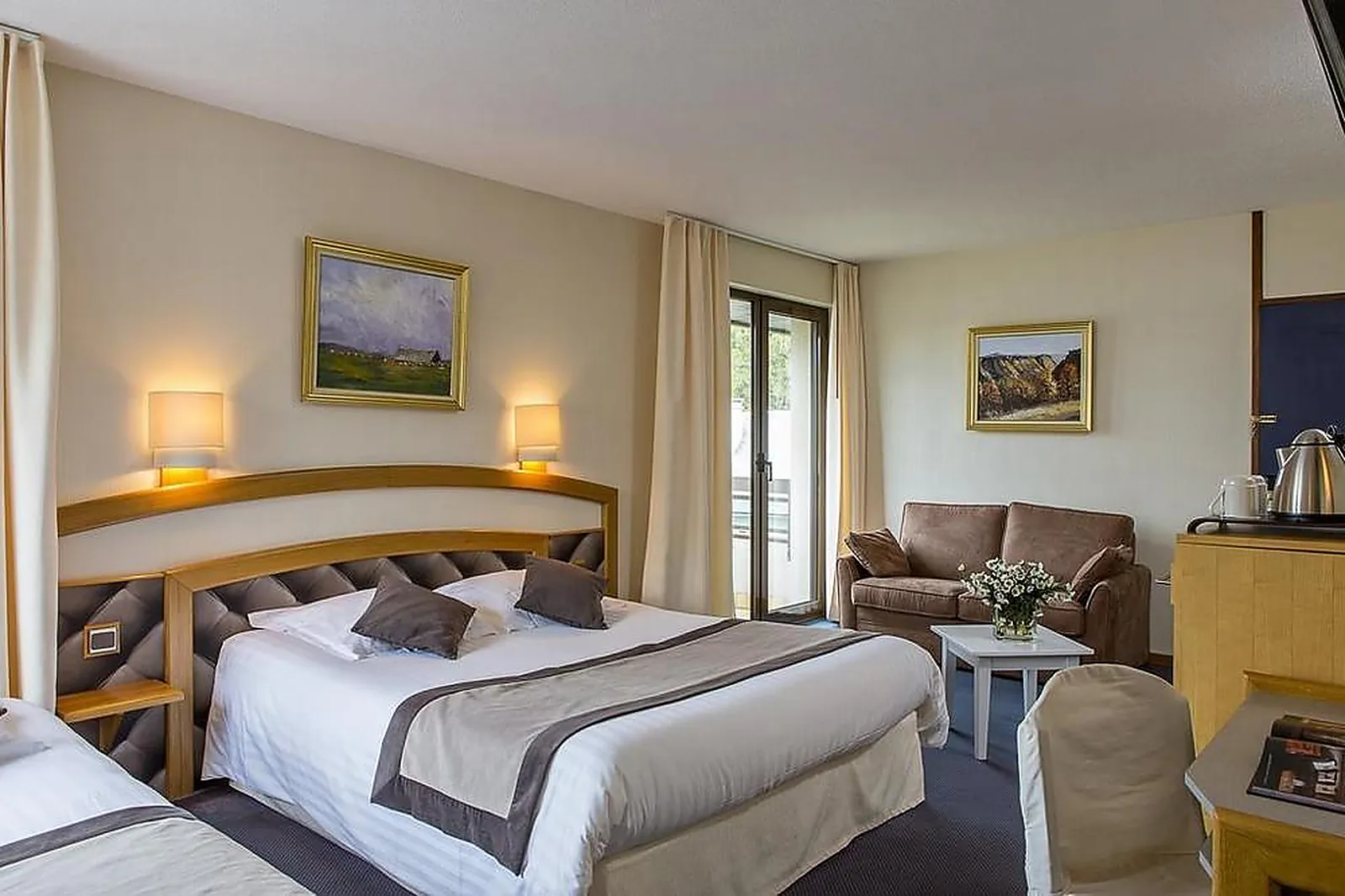 Lieux événementiels, BEST WESTERN LE RELAIS DE LAGUIOLE