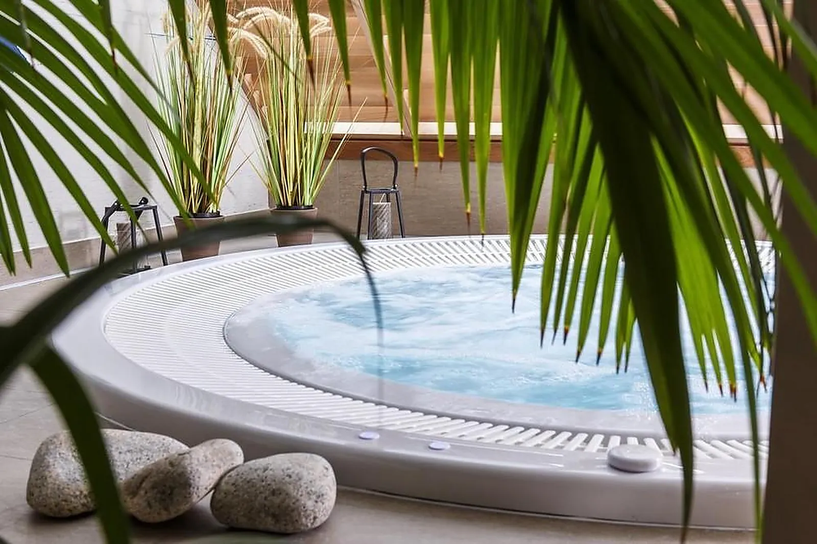 Lieux événementiels, BEST WESTERN LES BAINS HÔTEL ET SPA