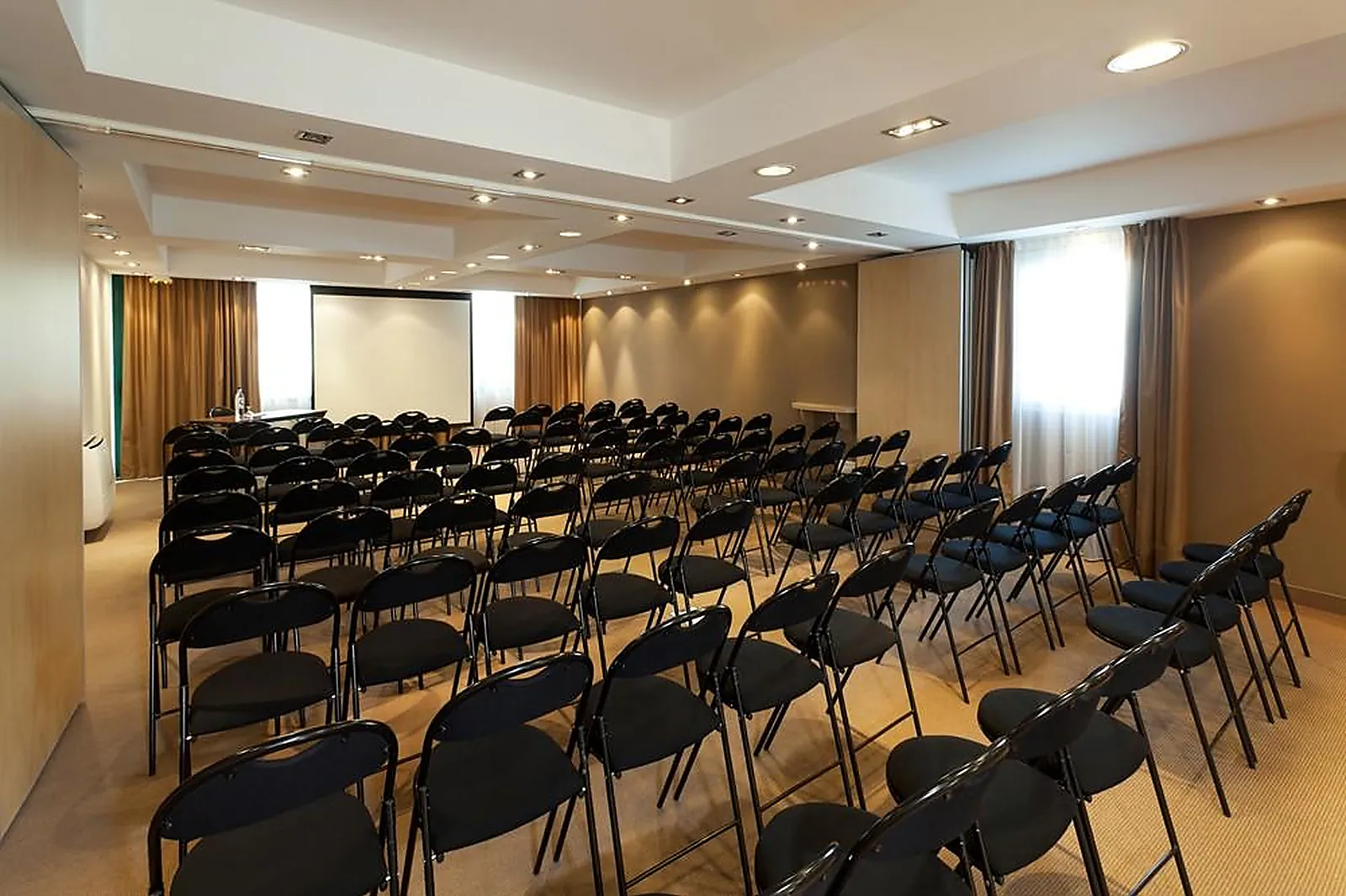 Lieux événementiels, BEST WESTERN PLUS AJACCIO AMIRAUTÉ