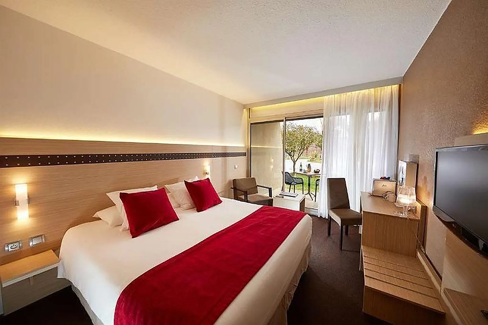 Lieux événementiels, BEST WESTERN PLUS CLOS SYRAH