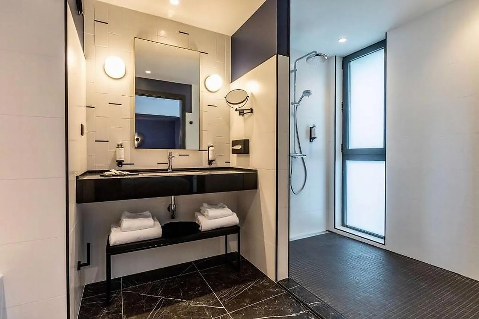 Lieux événementiels, BEST WESTERN PLUS CRYSTAL HÔTEL ET SPA