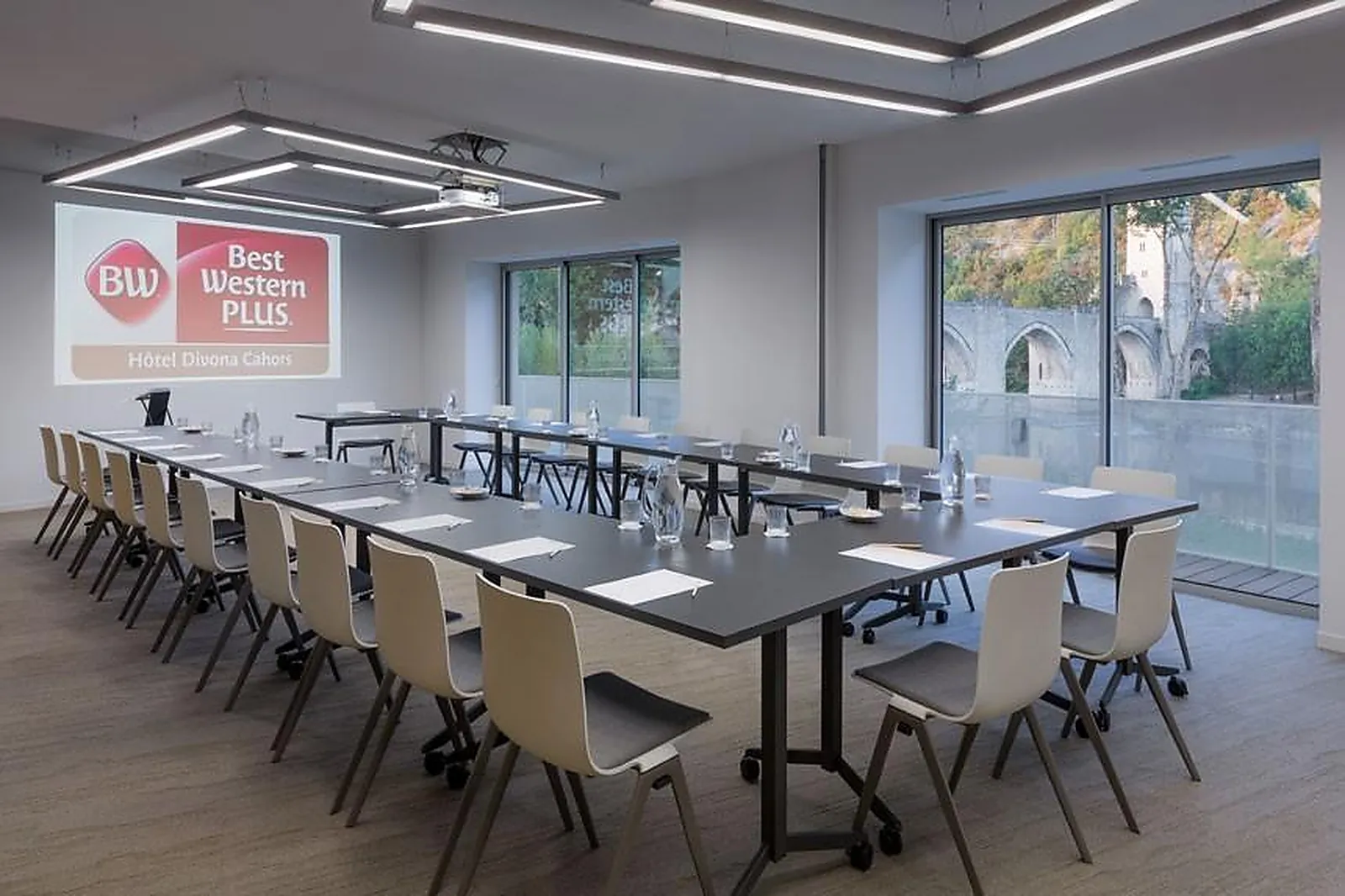 Lieux événementiels, BEST WESTERN PLUS HOTEL DIVONA CAHORS