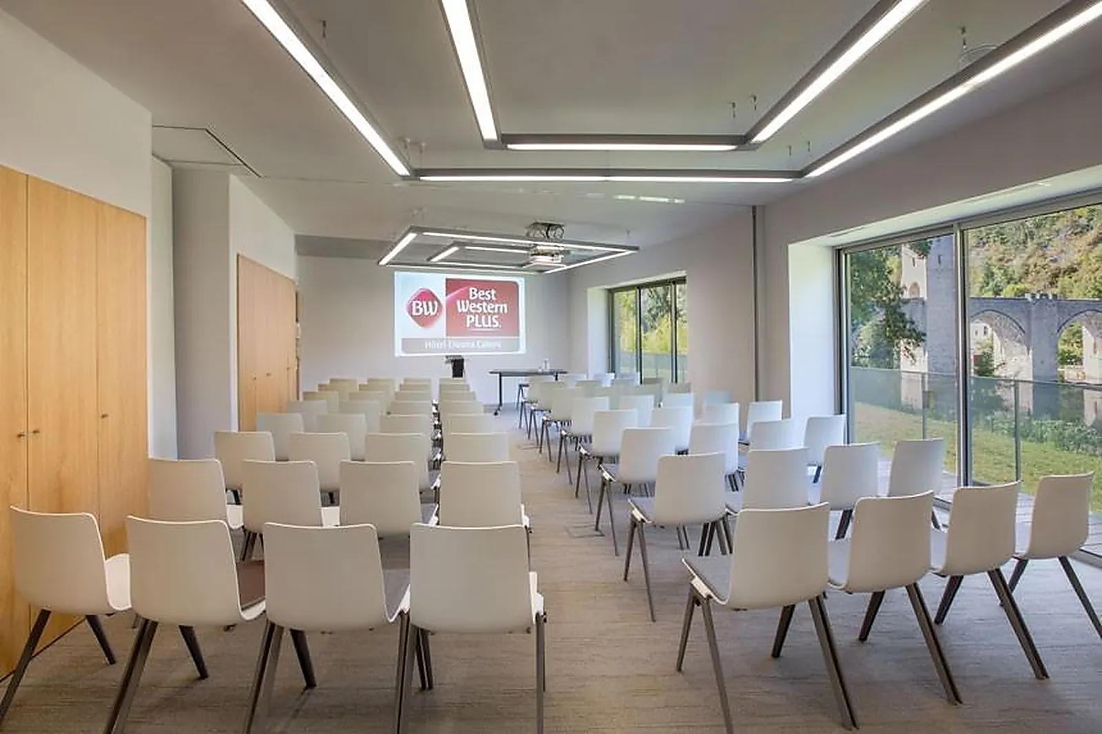 Lieux événementiels, BEST WESTERN PLUS HOTEL DIVONA CAHORS