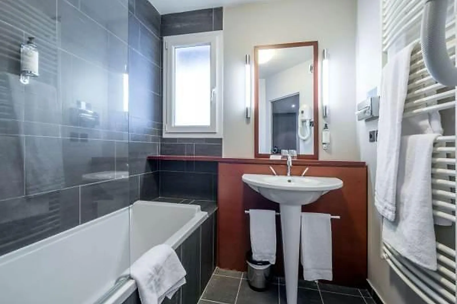 Lieux événementiels, BEST WESTERN PLUS HÔTEL GERGOVIE